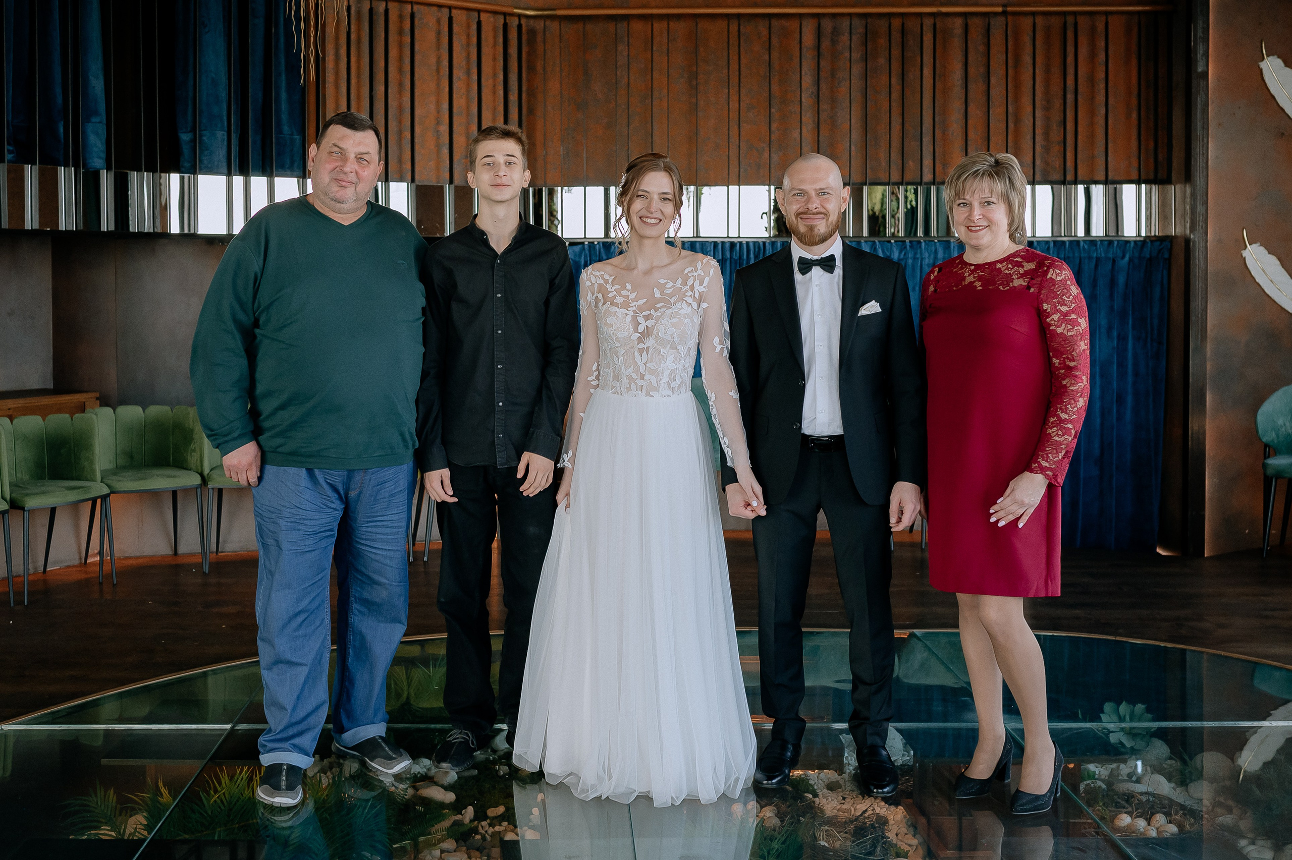 Регистрация брака и фотосессия в ресторане Birds, Башня Око. Свадебный фотограф Москва — Сергей и Татьяна