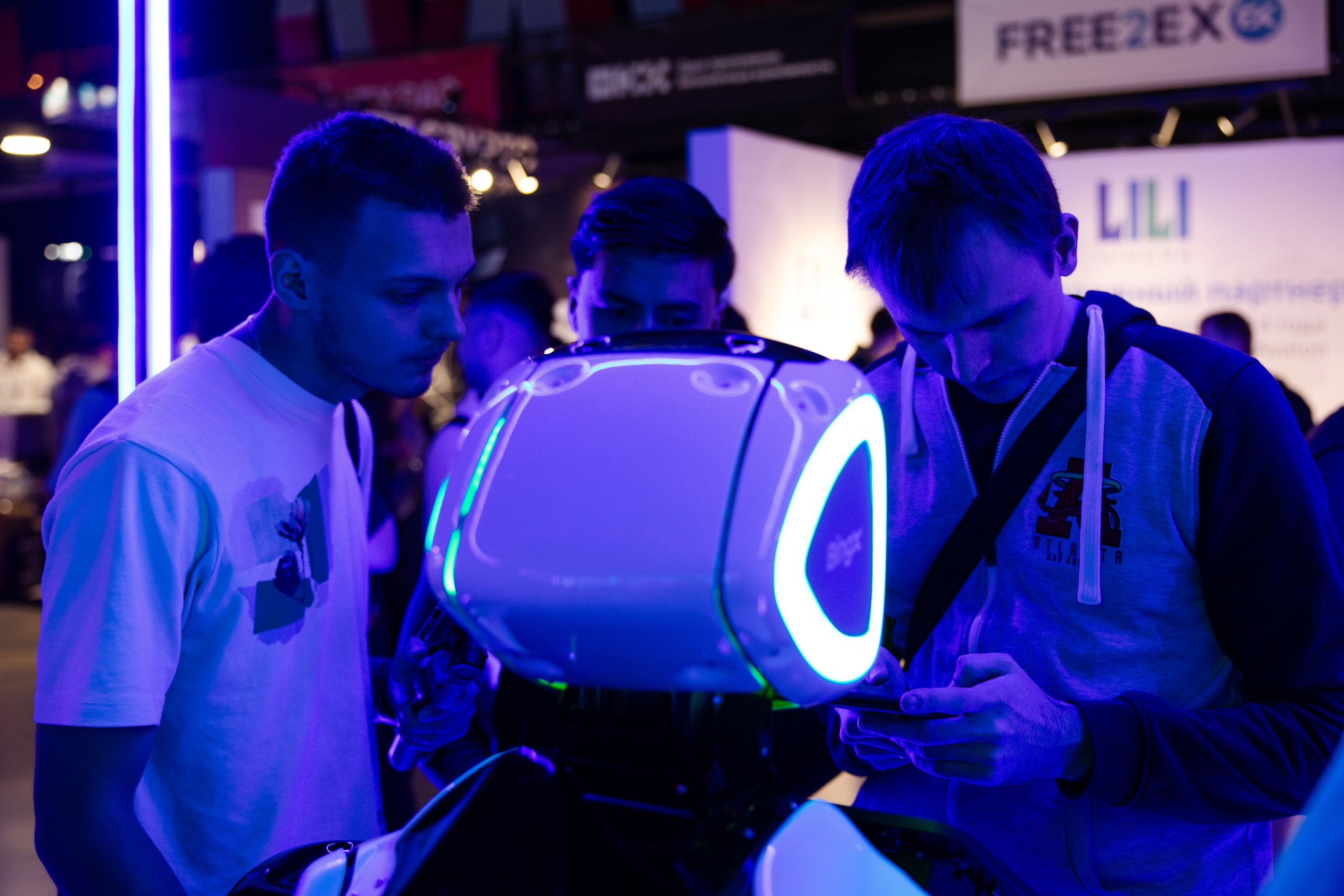 Crypto Summit. Свадебный репортажный фотограф в Москве