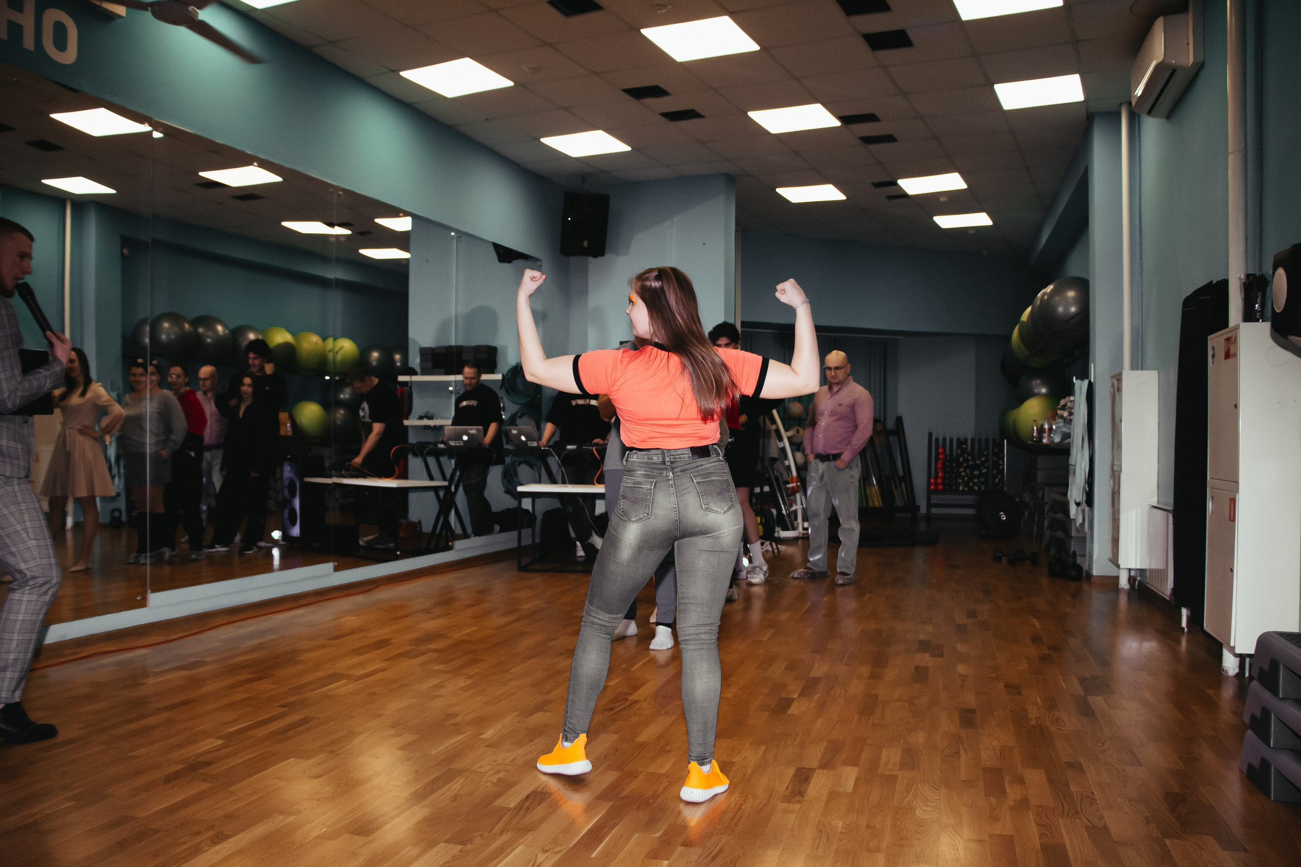 День Рождения фитнес-клуба Bright fit, репортажная съемка Екатеринбург. Фотограф в Екатеринбурге Пойгина Елена