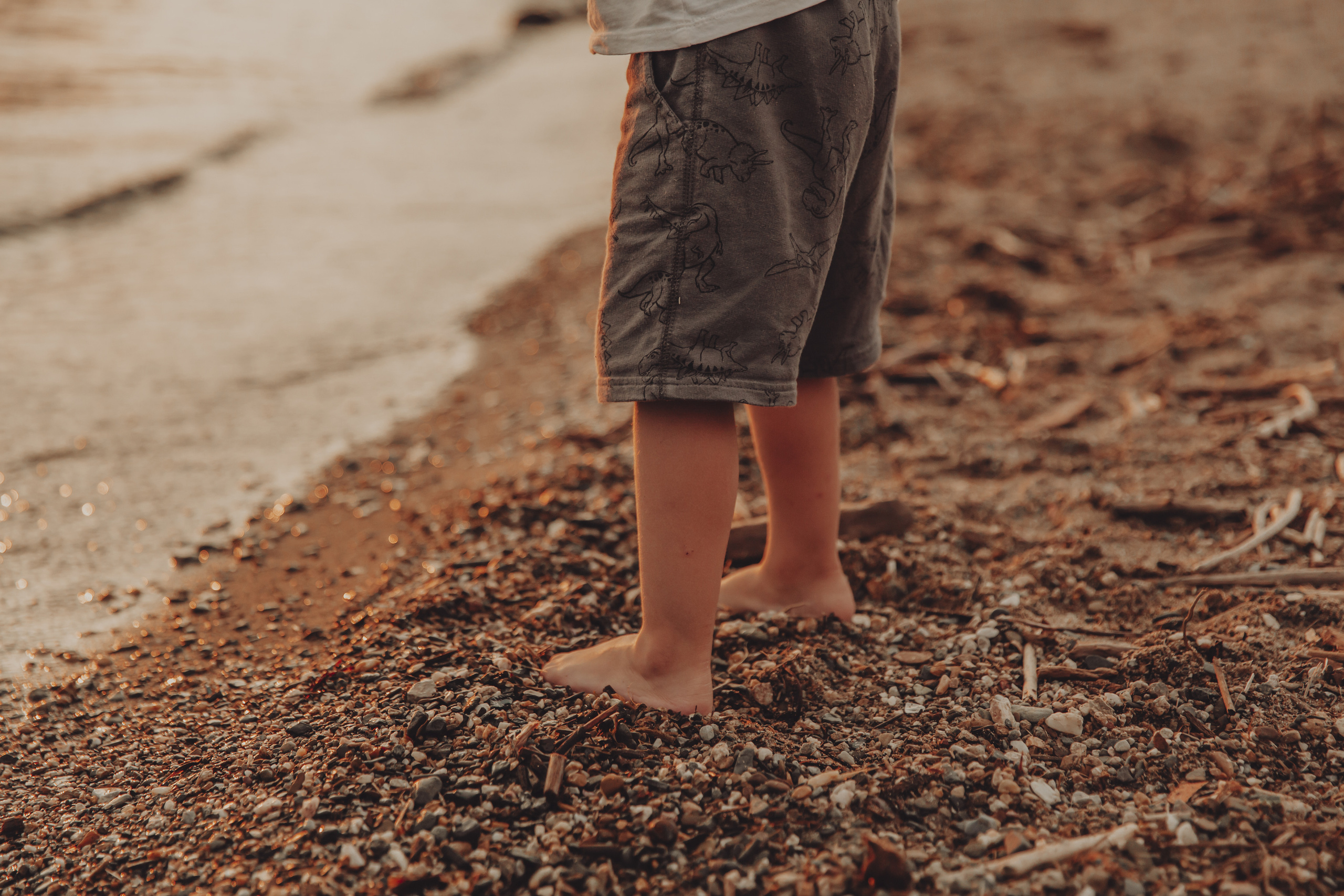 Летняя прогулка по берегу. Женский и семейный фотограф в Санкт- Петербурге Элина Сухарина