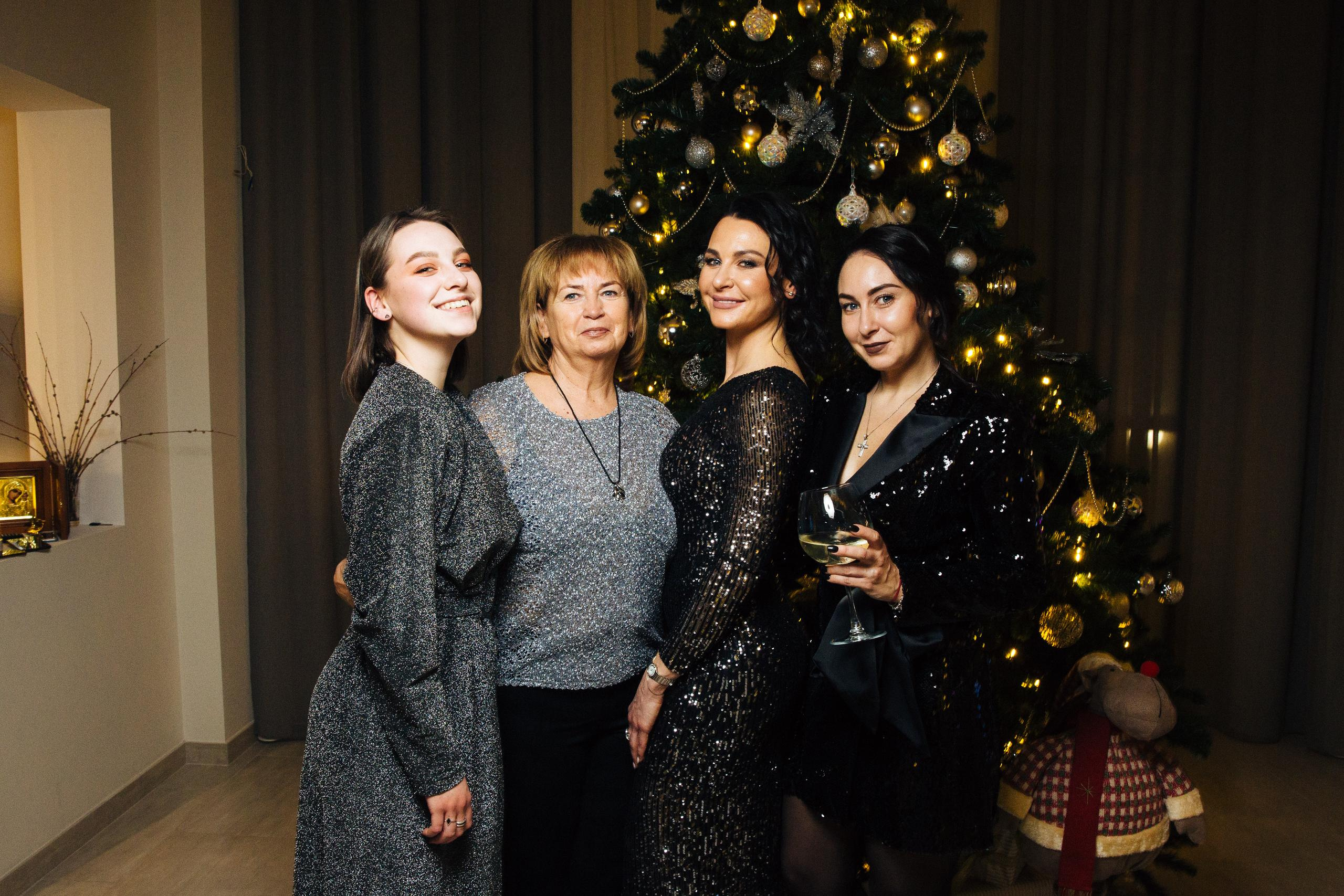 Новогодняя фотосессия в доме. Александр Чернин. Семейный и событийный фотограф