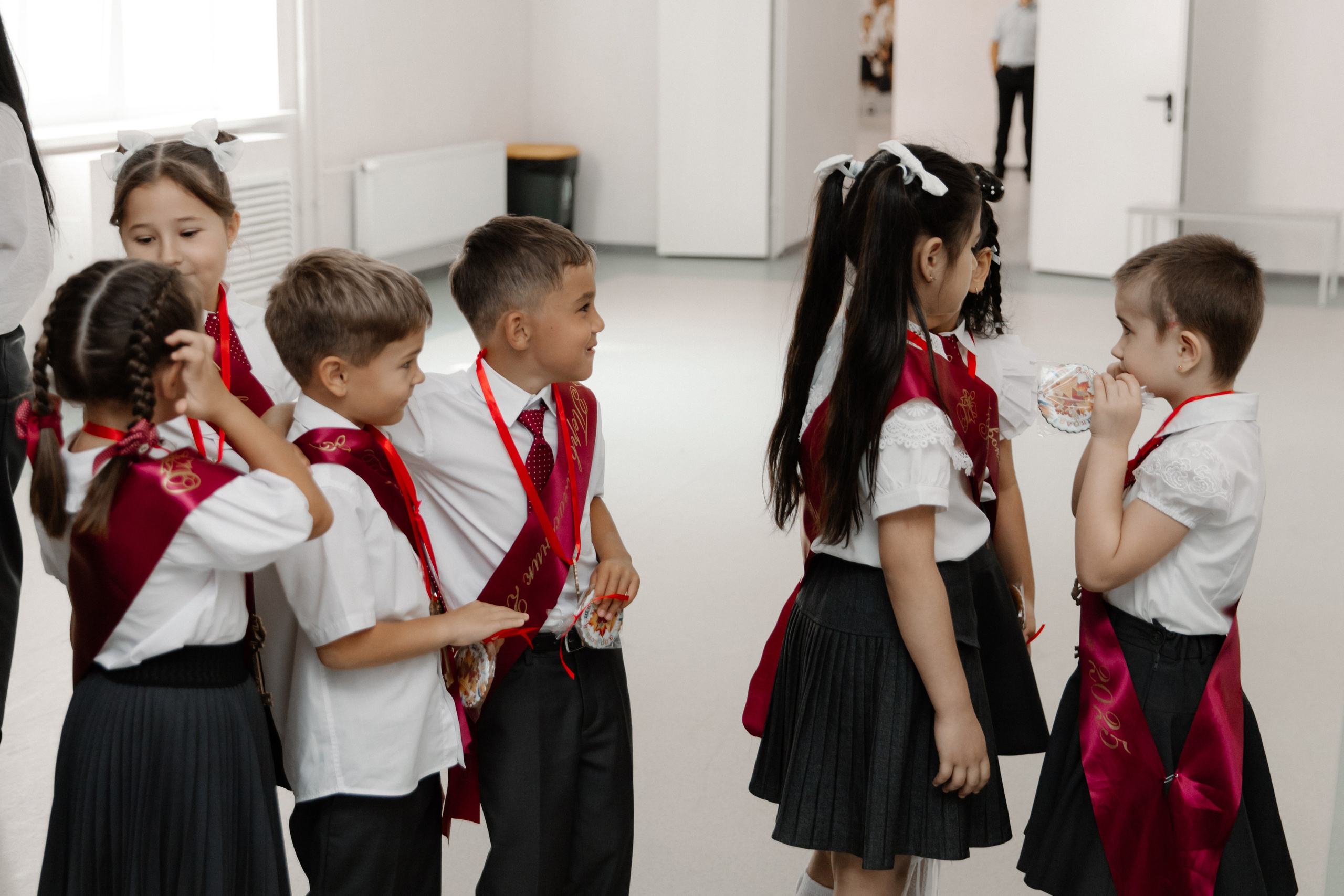 1 класс 11 школа. Выпускные альбомы Натальи Бутко: Новороссийск, Анапа, Геленджик