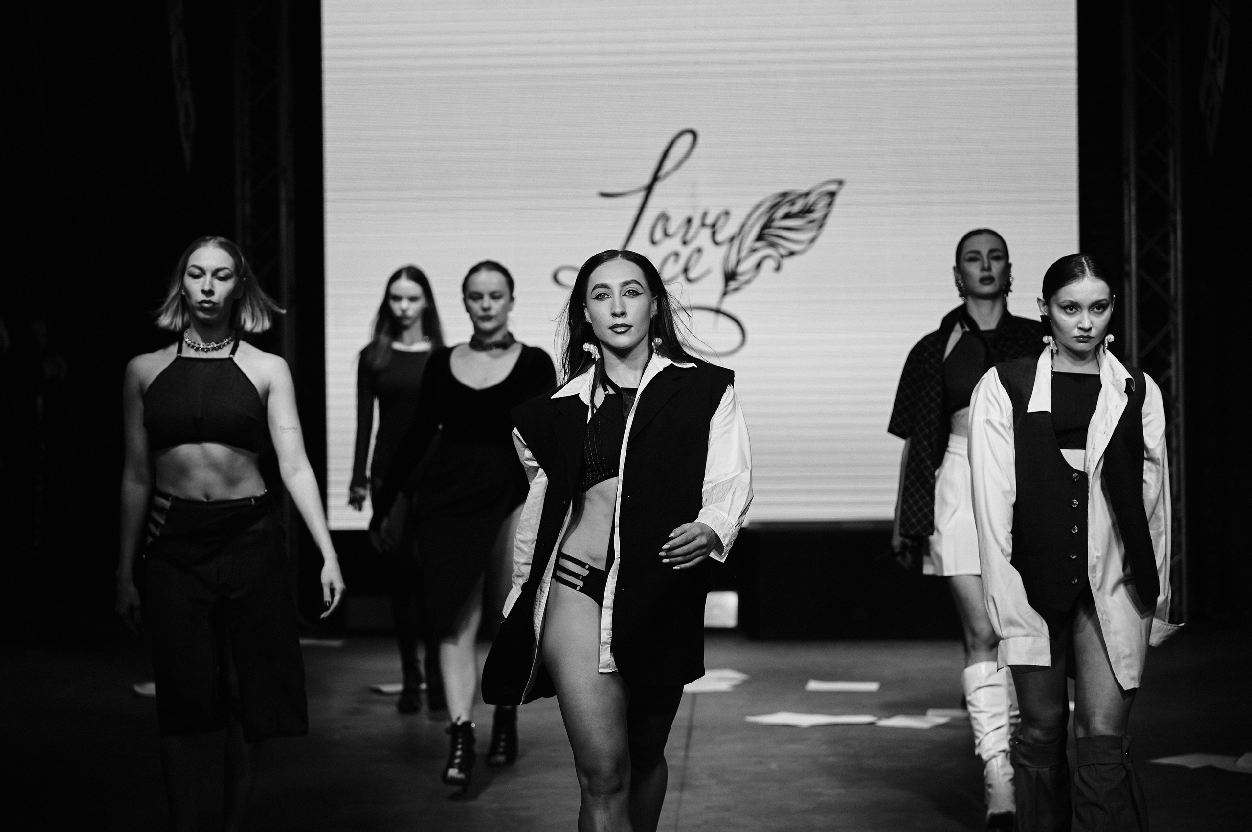 LOVELACE. Репортажной фотограф Ариан