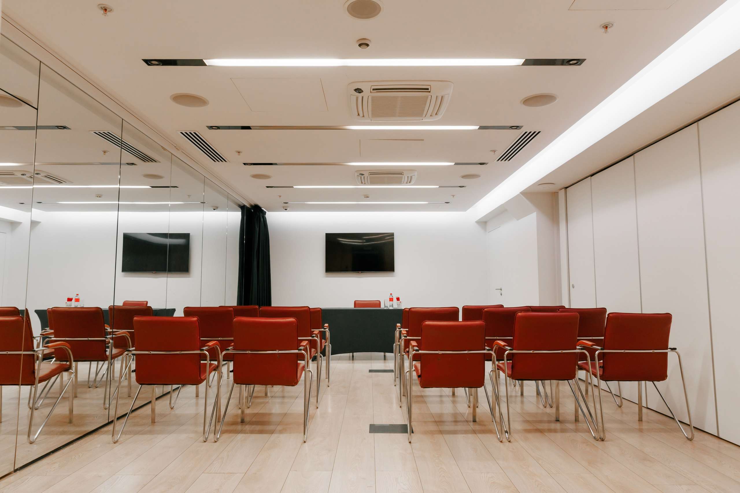 Конференц-залы AZIMUT сити-отель. Репортажный фотограф в Санкт-Петербурге Жолудев Владислав