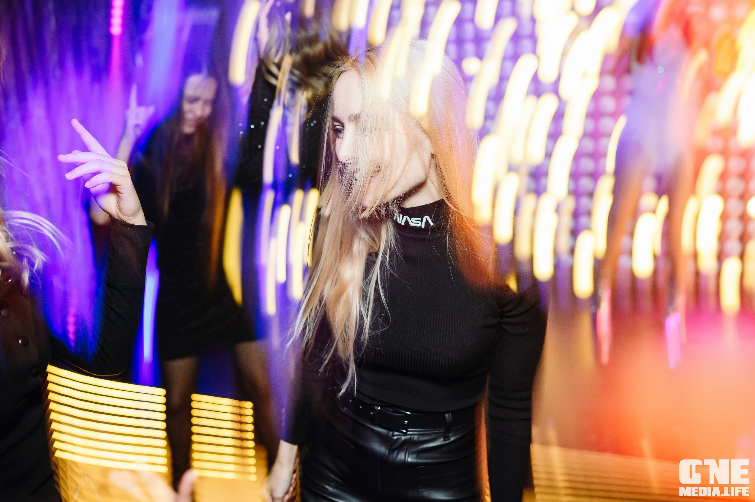 Фоторепортаж из караоке-клуба Эйфория. One Media Life: фоторепортажи, фотоотчеты с мероприятий и заведений