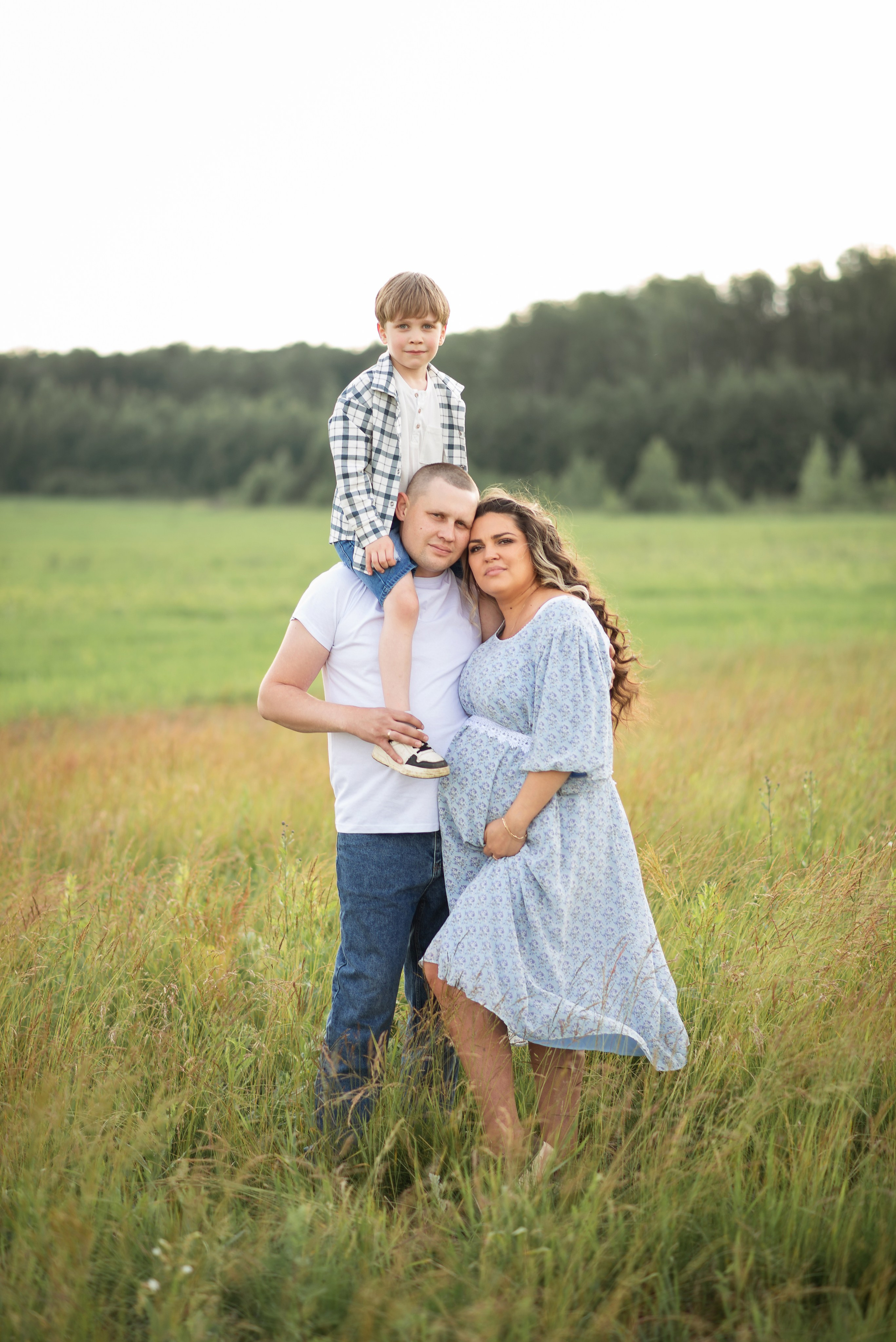 Съемка в поле. Фотограф новорожденных Екатеринбург, Первоуральск