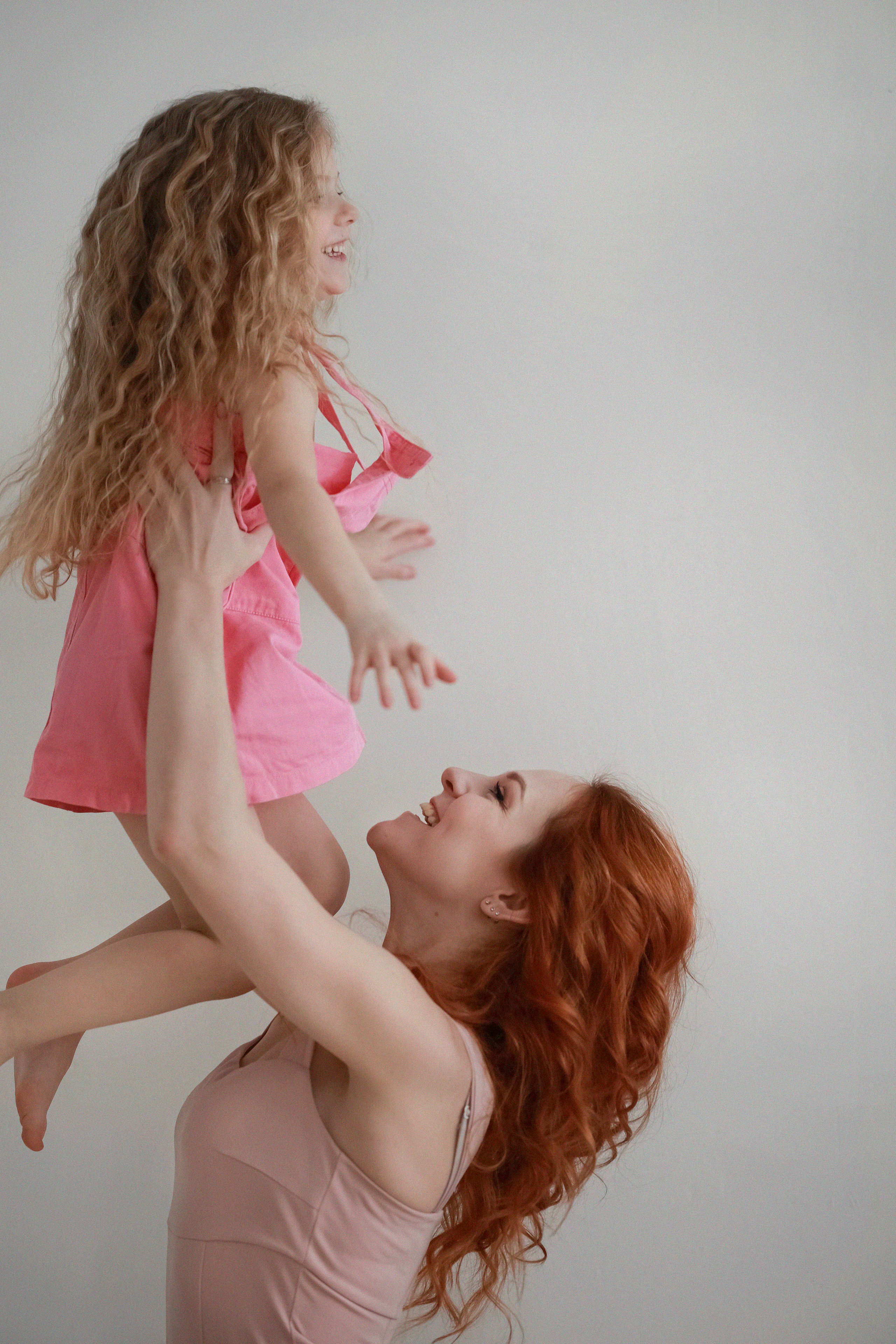 Анастасия и Мила (фотостудия «Манка»). Семейный и детский фотограф в Перми Мария Карабатова