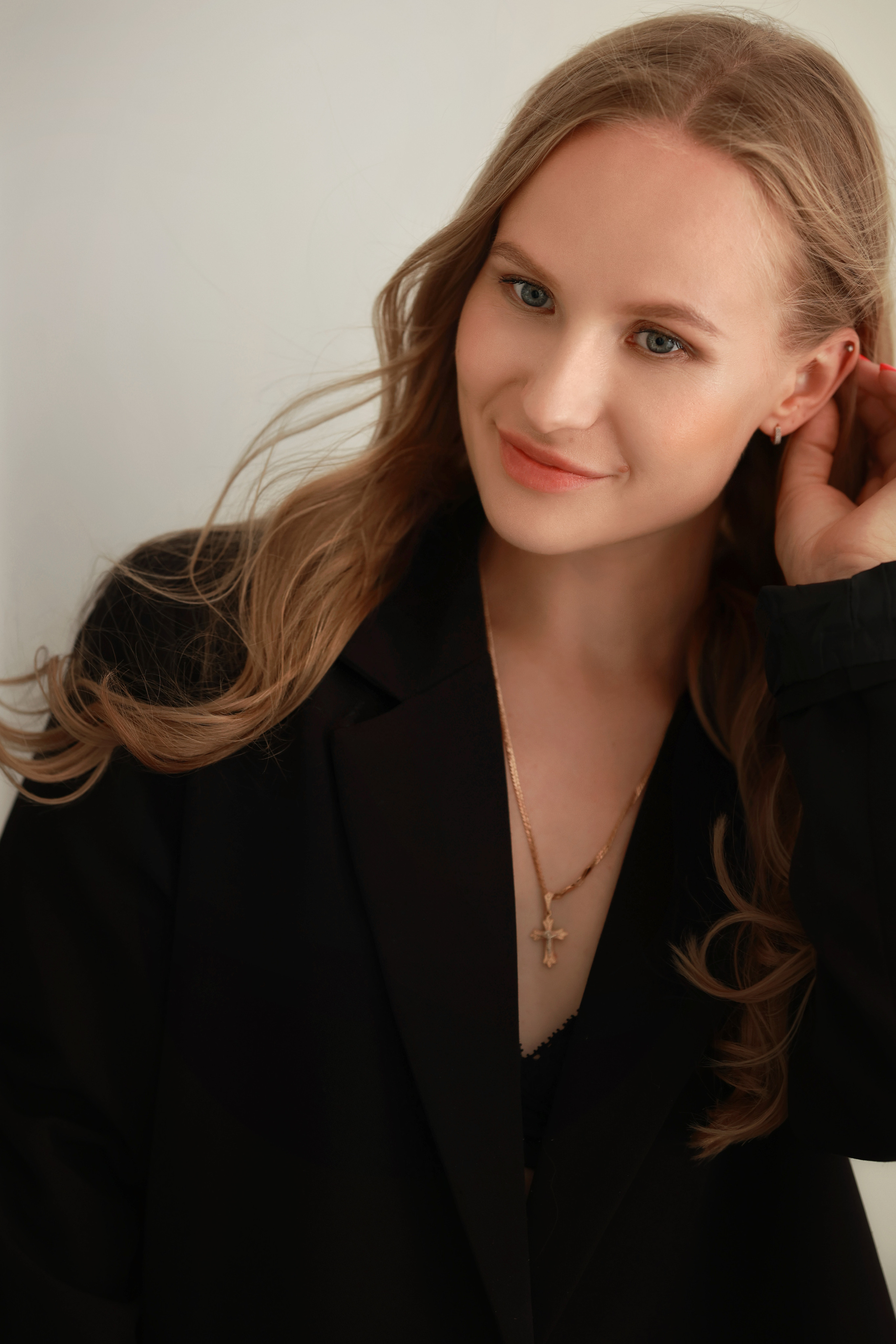 Съемка женского портрета в фотостудии Roomlight. Семейный и детский фотограф в Перми Мария Карабатова