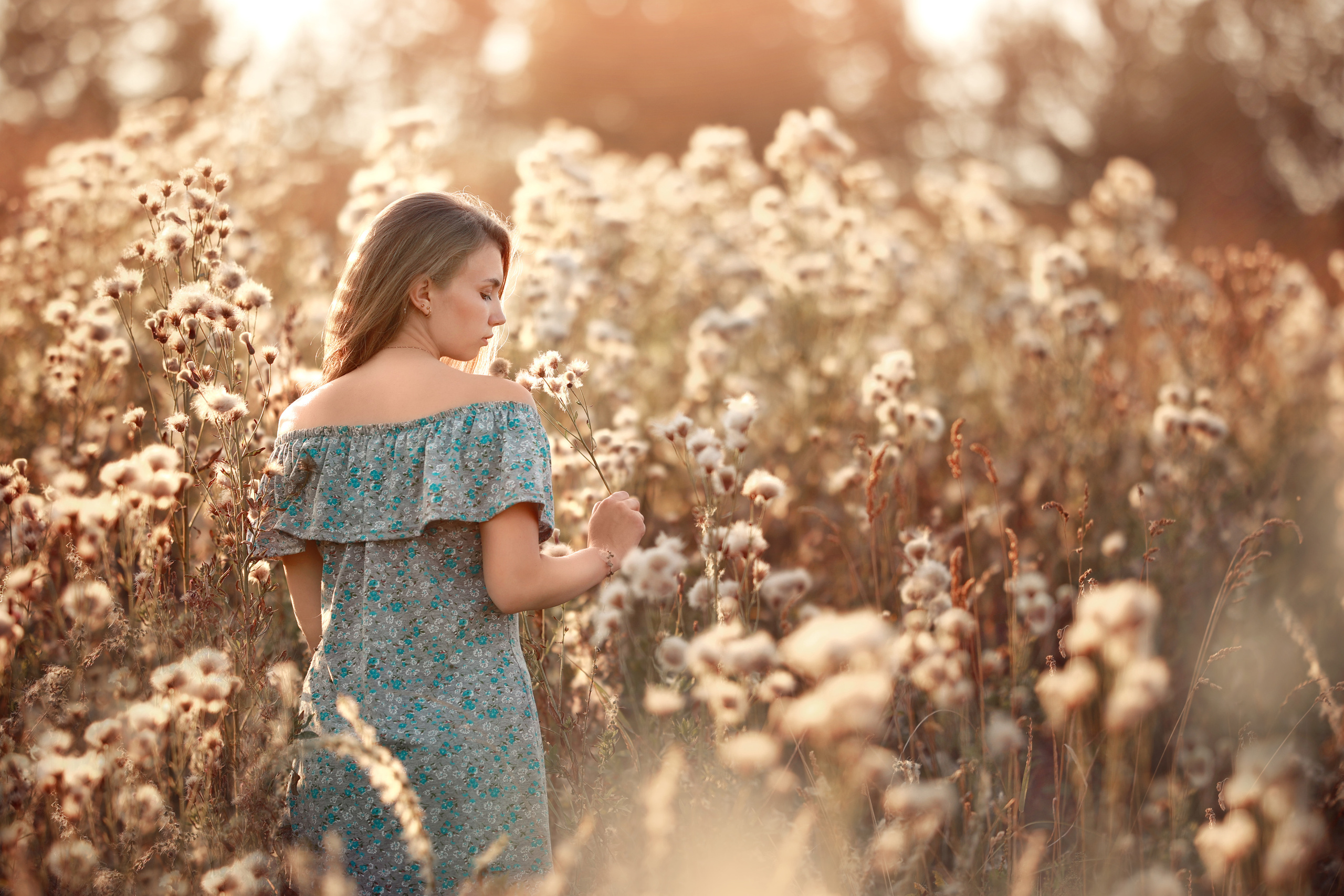 Закатная фотосъемка женского портрета. Семейный и детский фотограф в Перми Мария Карабатова