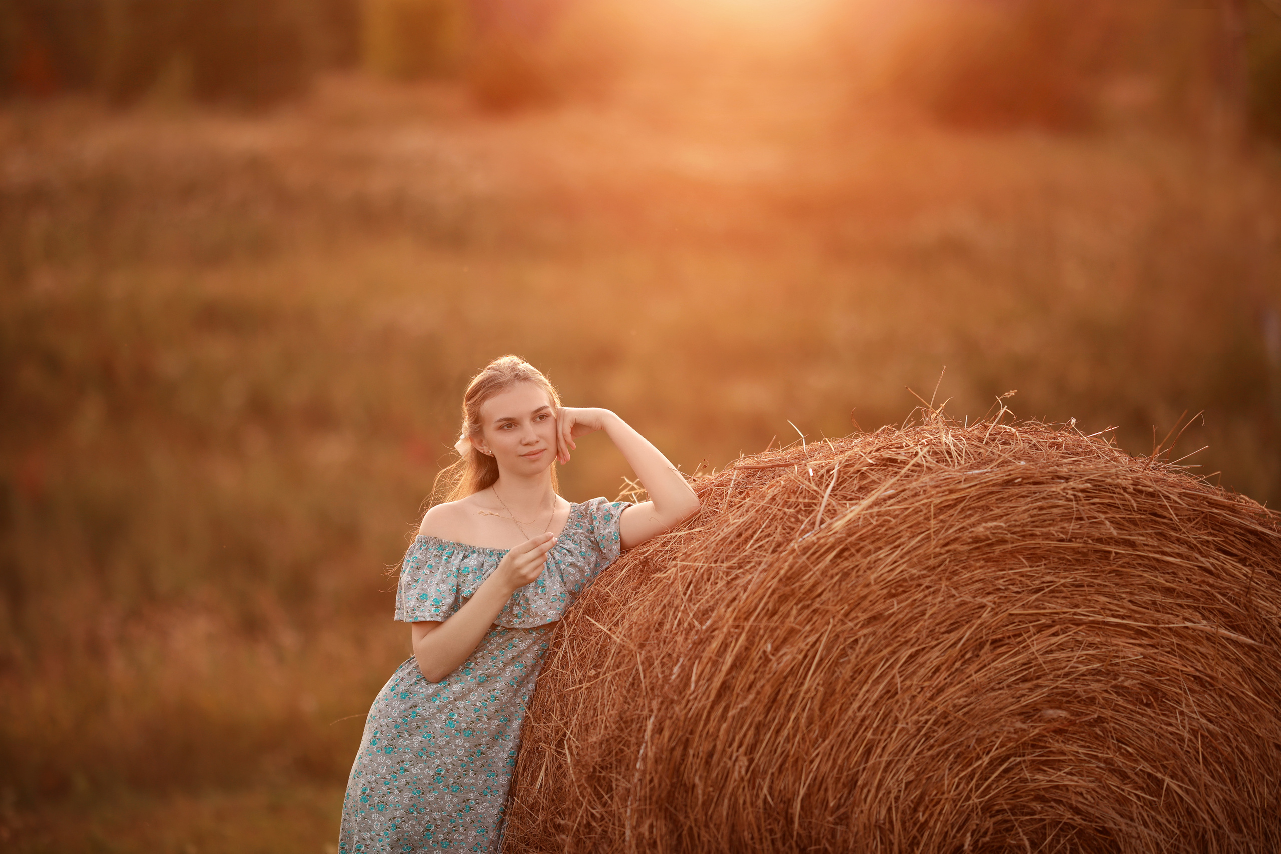Закатная фотосъемка женского портрета. Семейный и детский фотограф в Перми Мария Карабатова