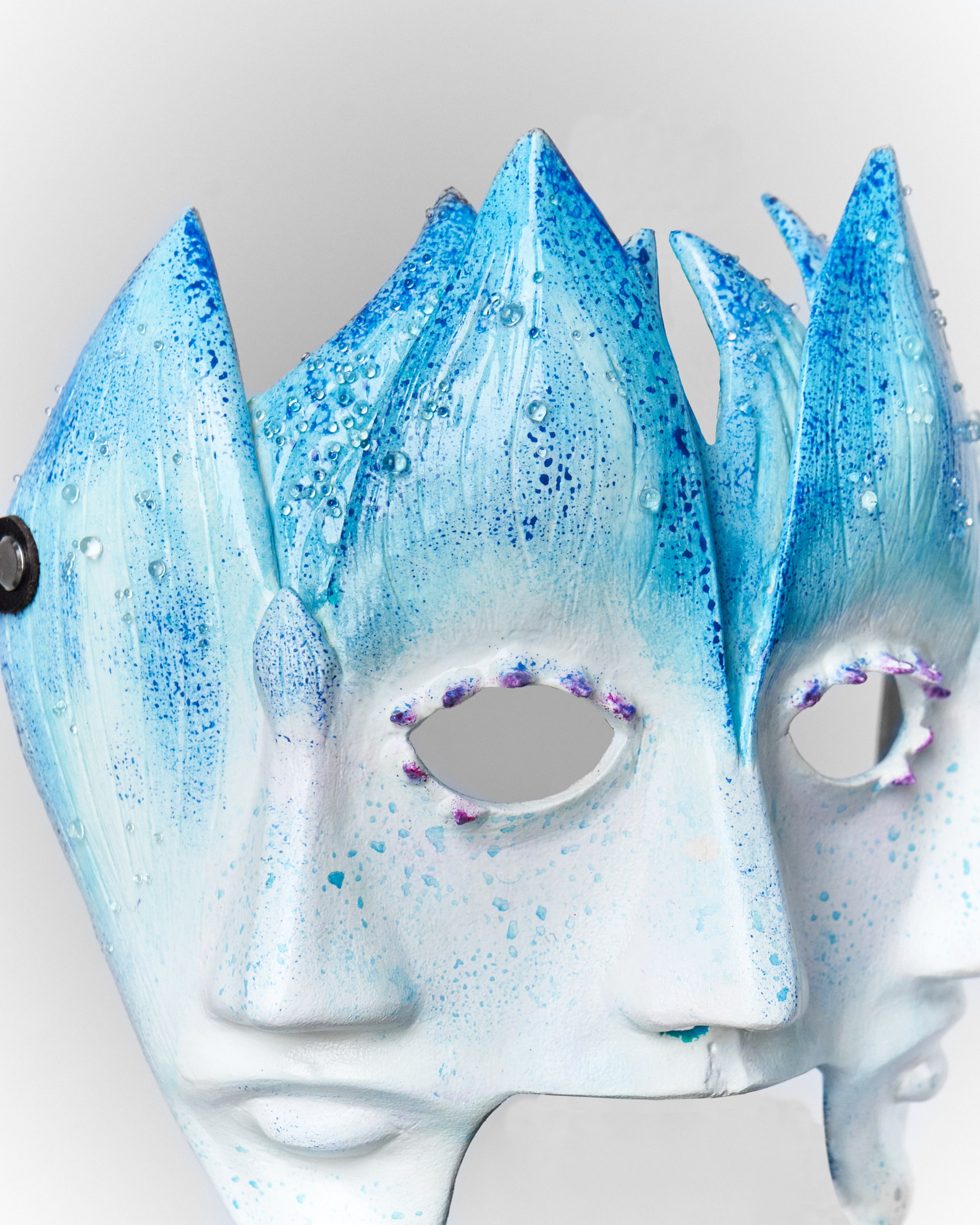 «LOTUS». BARVABRAR