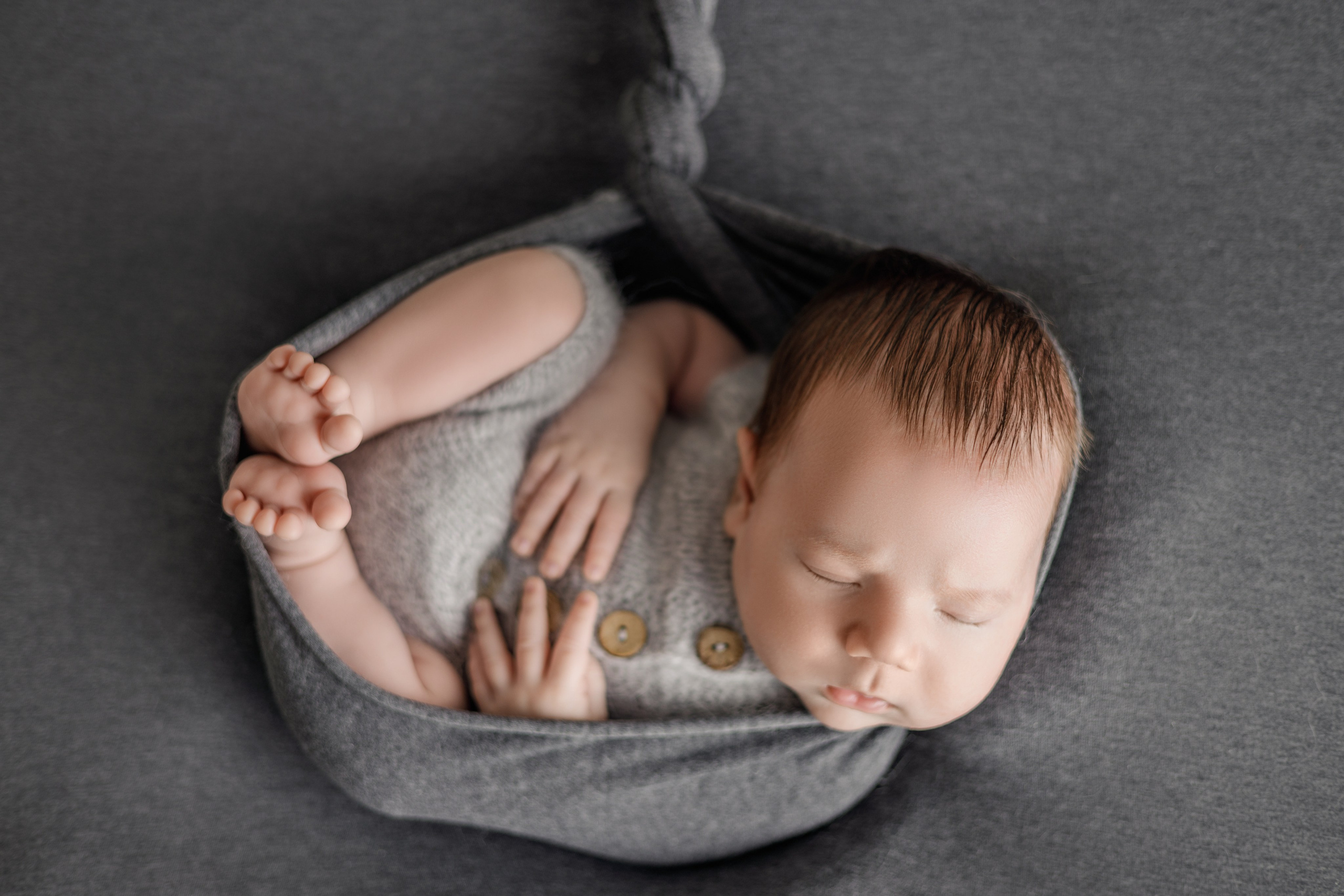 Мирон. Евгения Горбунова фотограф новорожденных в Новом Уренгое