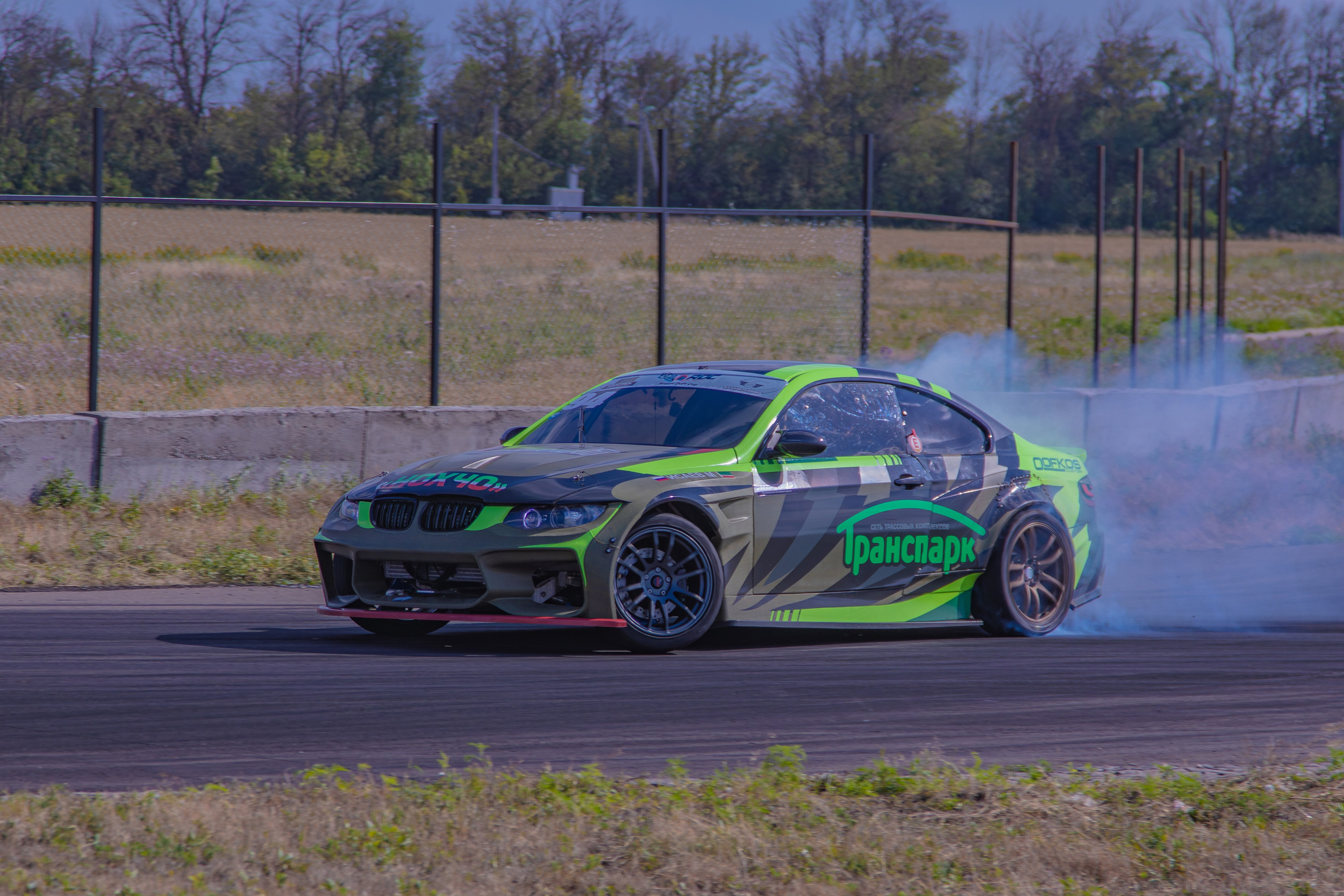 Фотосъёмка профессионального дрифта в Ростов-на-Дону. Портретный фотограф в Ростове-на-Дону Антон Казарин