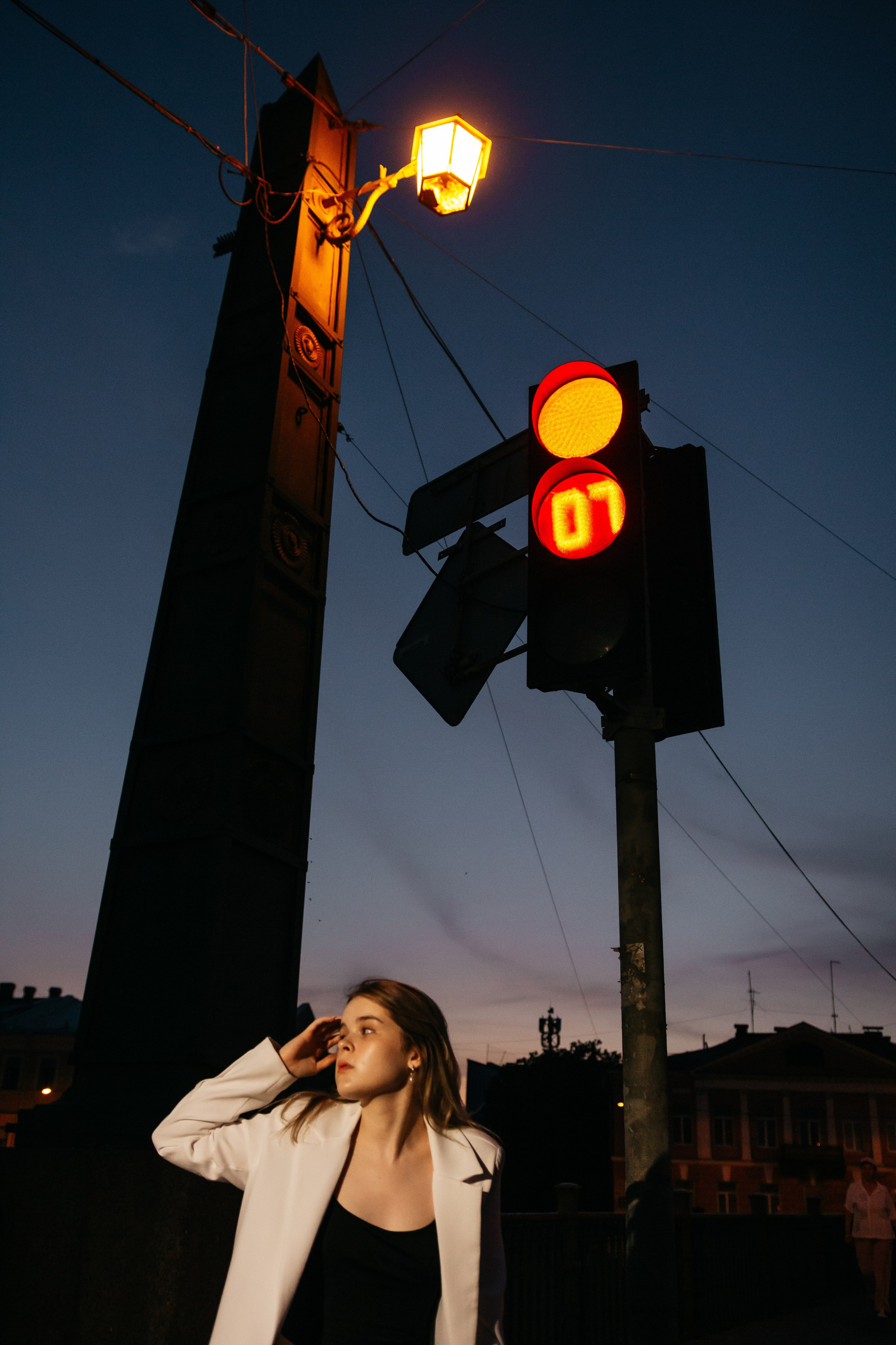 девушка мост ночь