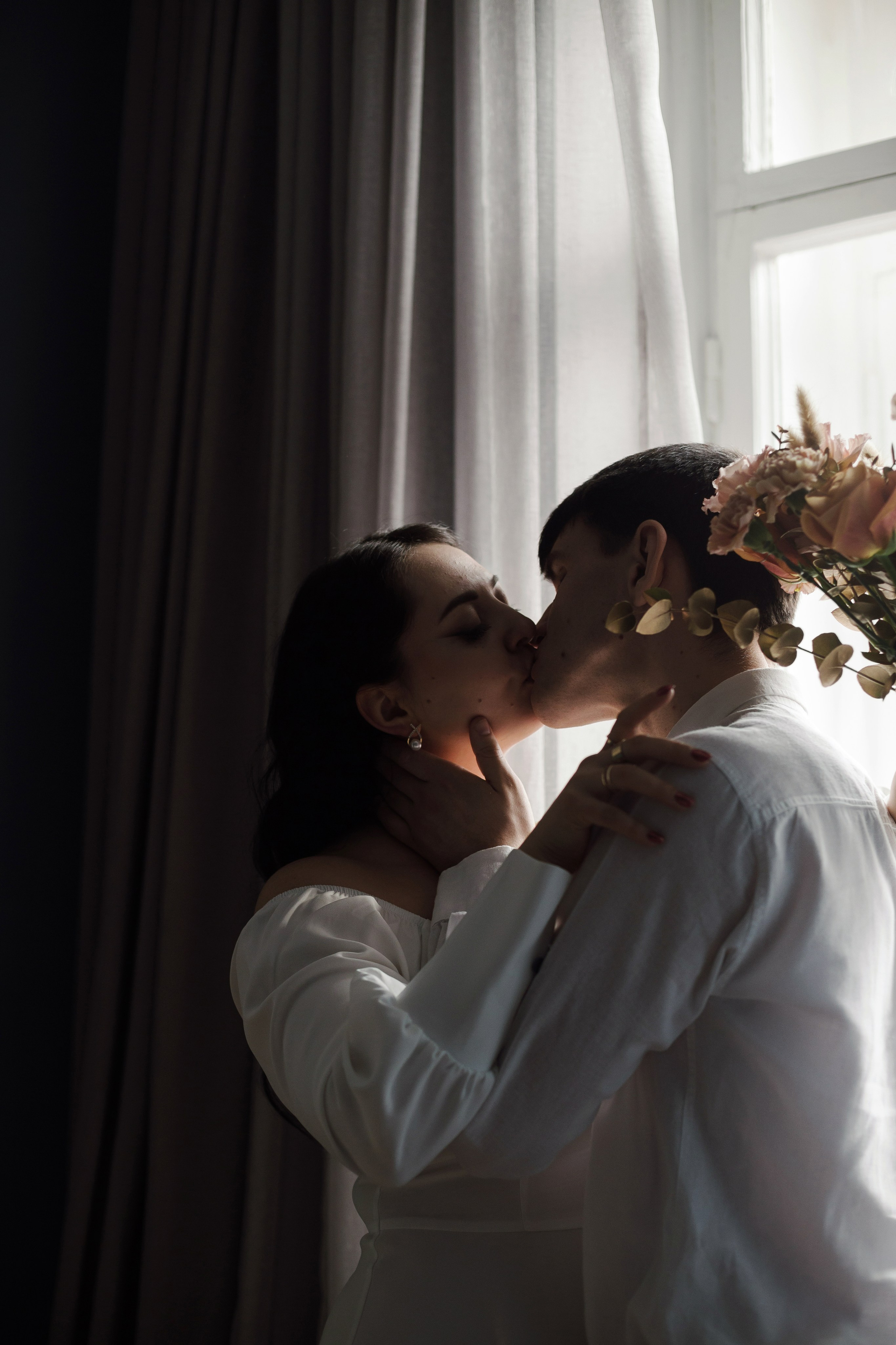 VK: Md: @lady_bulgakova Mua: @trofilyeva Org: @divine_photoproject Decor: @portfoliobrand