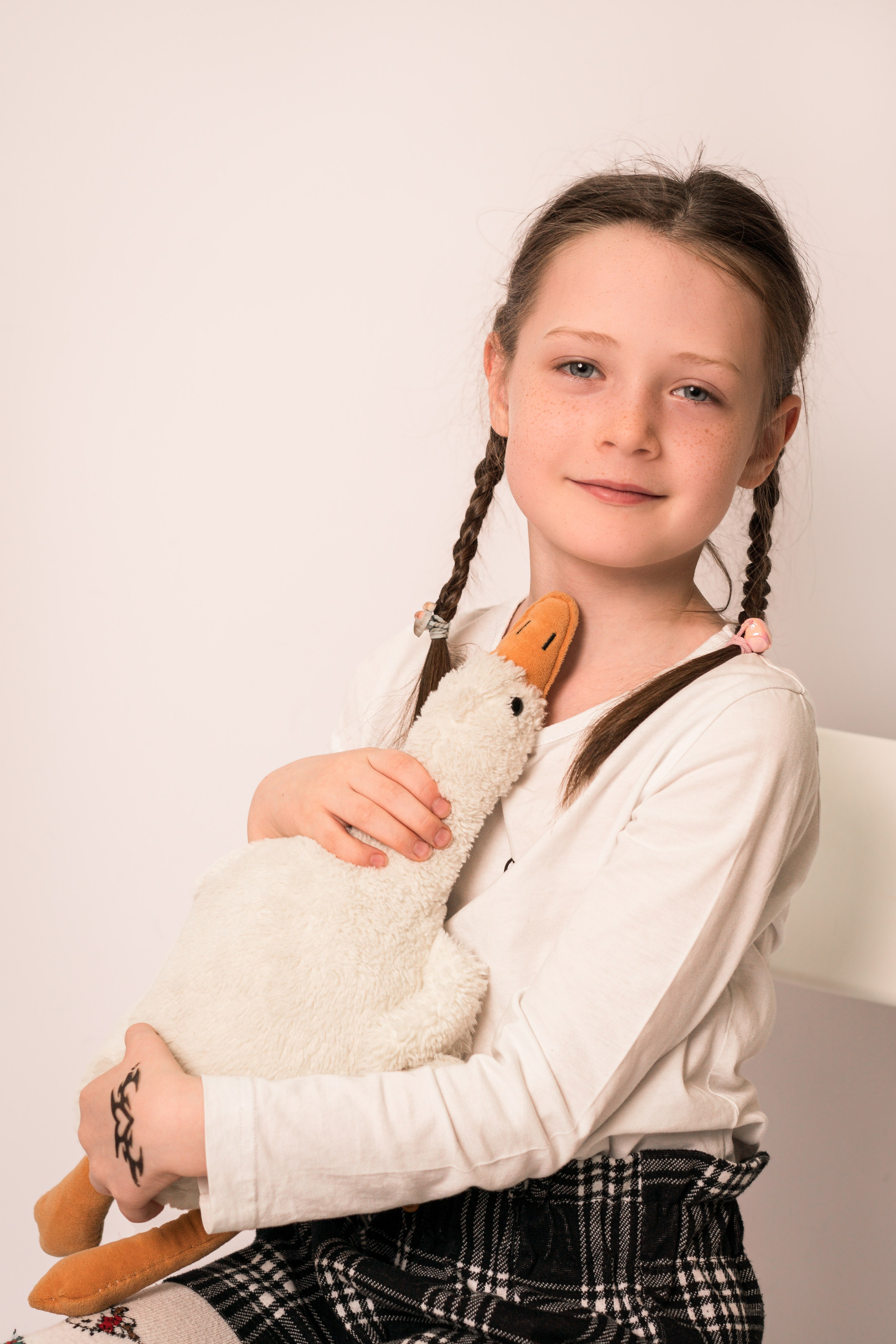 Детский сад, портреты белый фон. Фотограф Шунова Саша