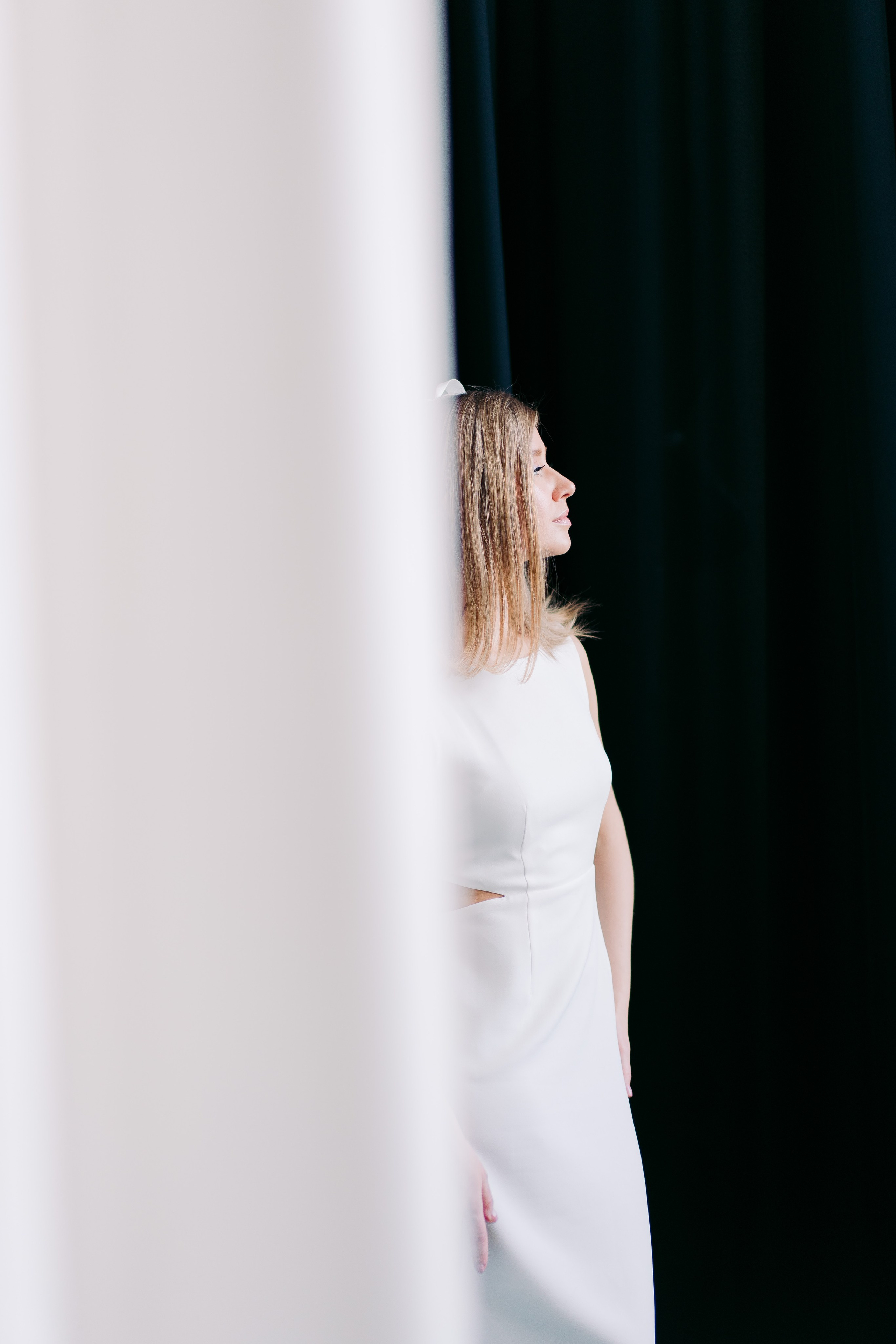 Свадебная фотосессия для двоих в студии, камерная свадьба в Москве