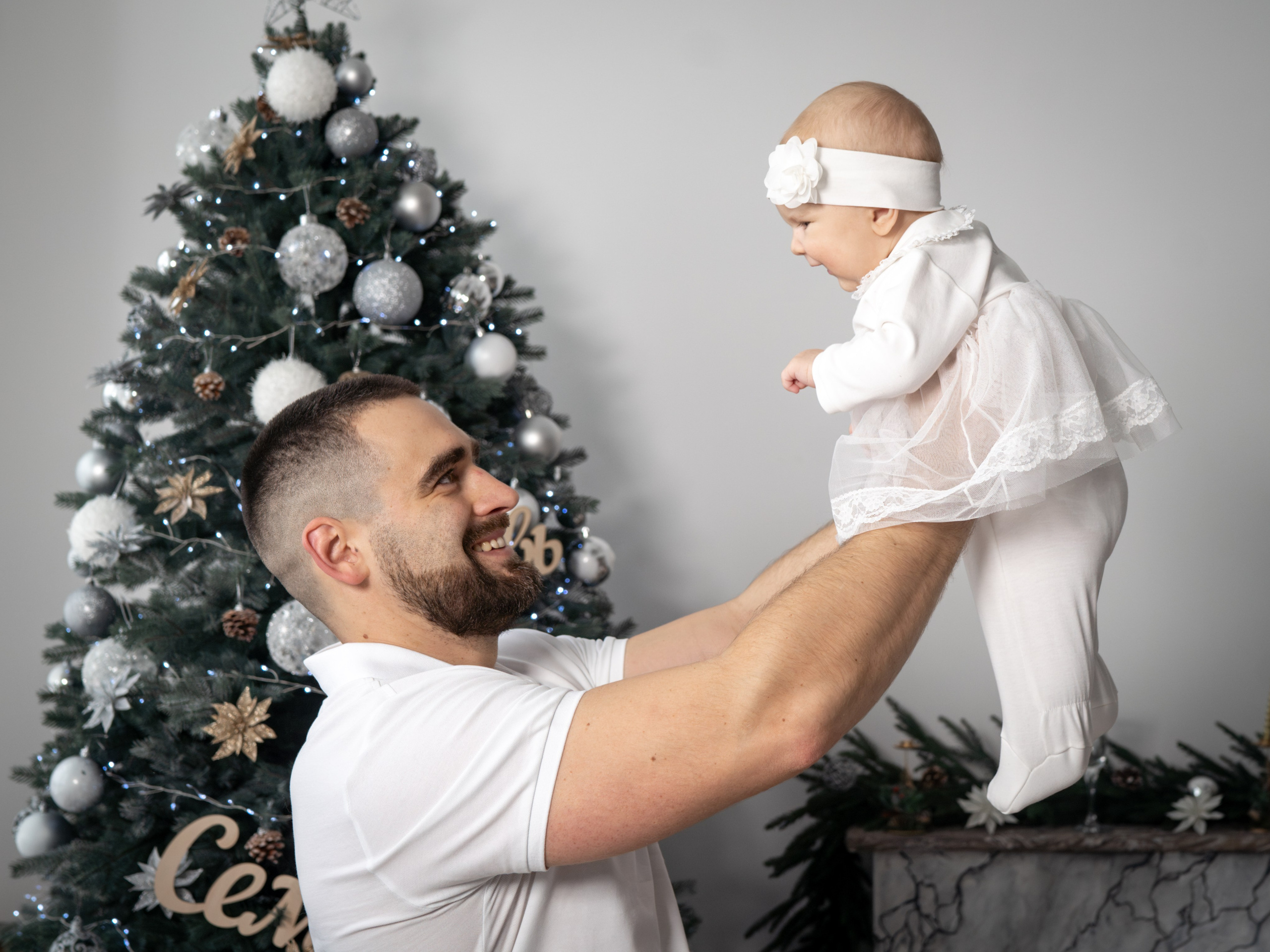 С самоедской лайкой. Фотограф Зинаида Евдокимова