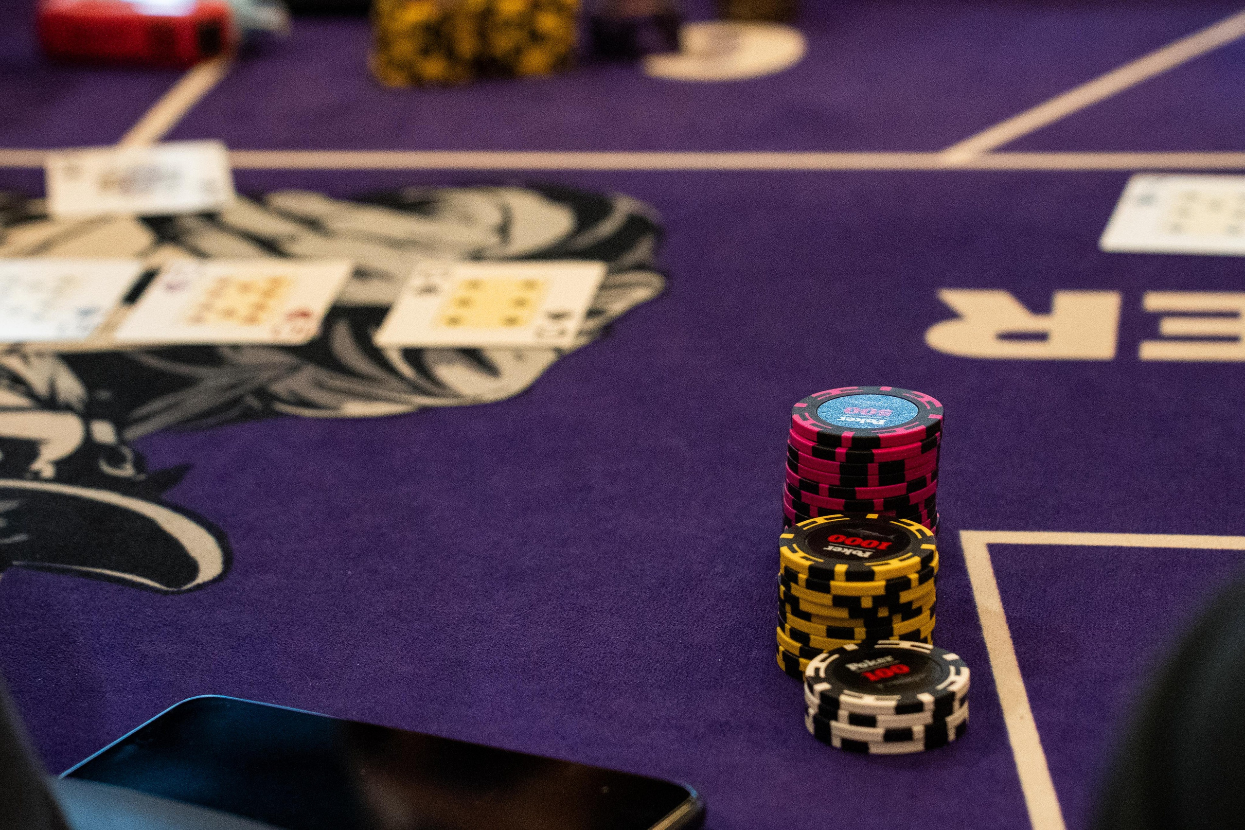 Joker Poker Club 28.02.2026. Коммерческий и художественный фотограф и видеограф в Москве Арсений Тургенев