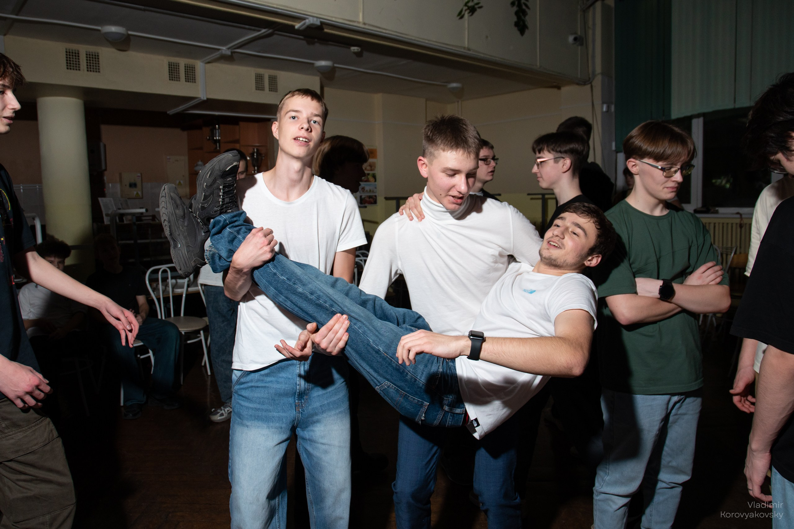 Дискотека 2024 г. Фотограф Владимир Коровяковский