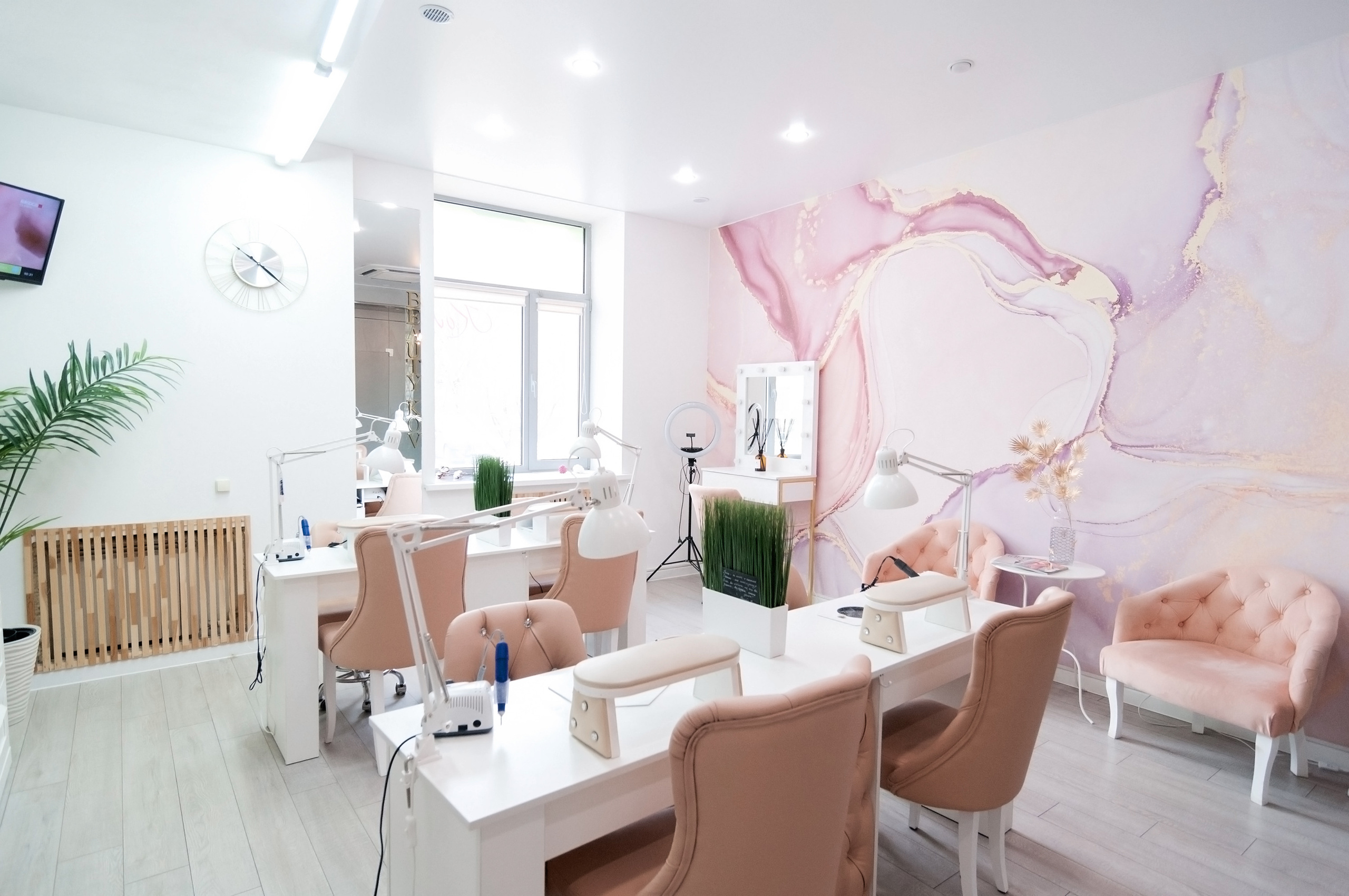 Фото салона красоты BeautyKov для соцсетей. Фотограф-видеограф в Москве Катерина Веневская