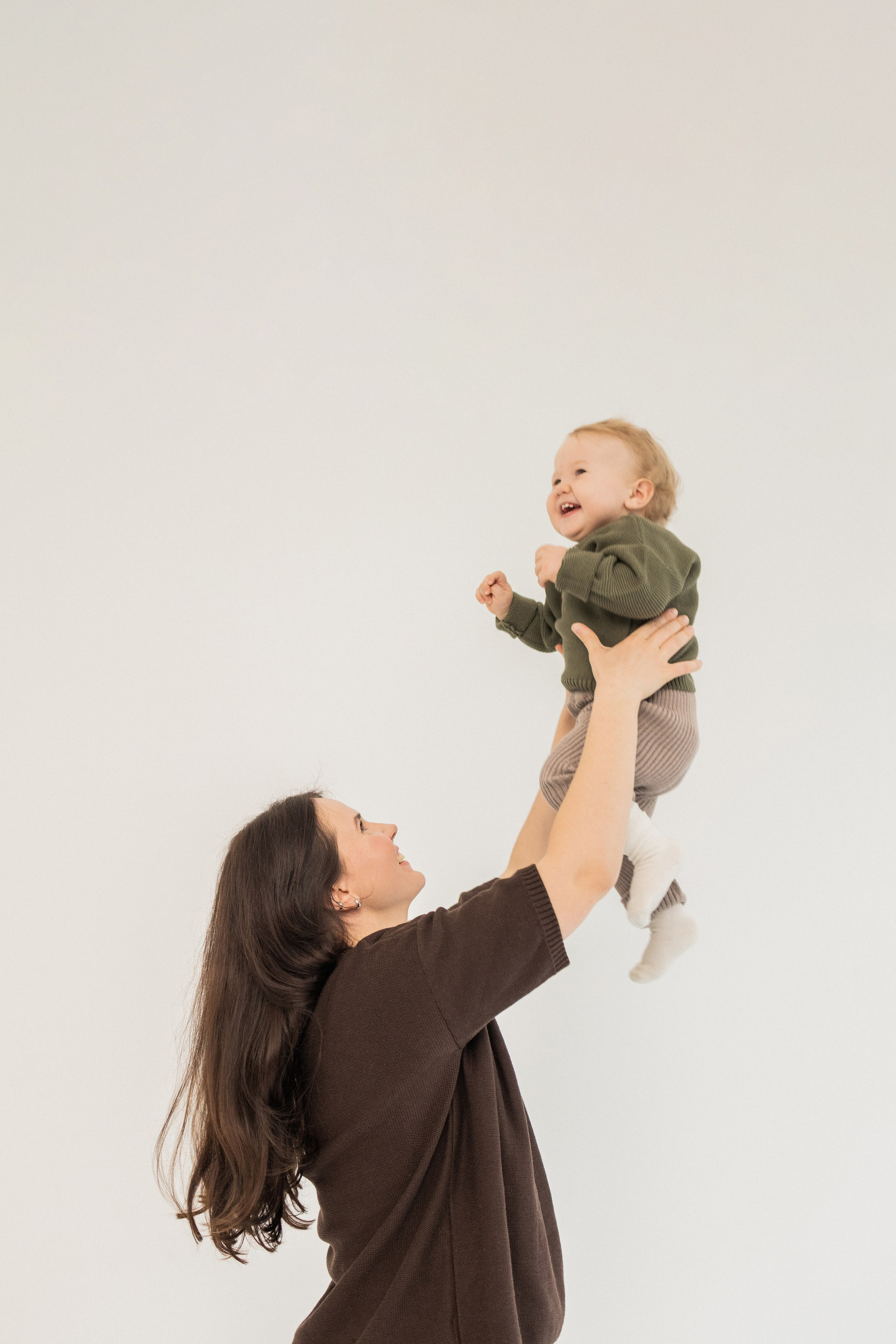 Л ю б о в ь между Вами и посреди Вас. Виноградова Маргарита. Фотограф P r o Явления