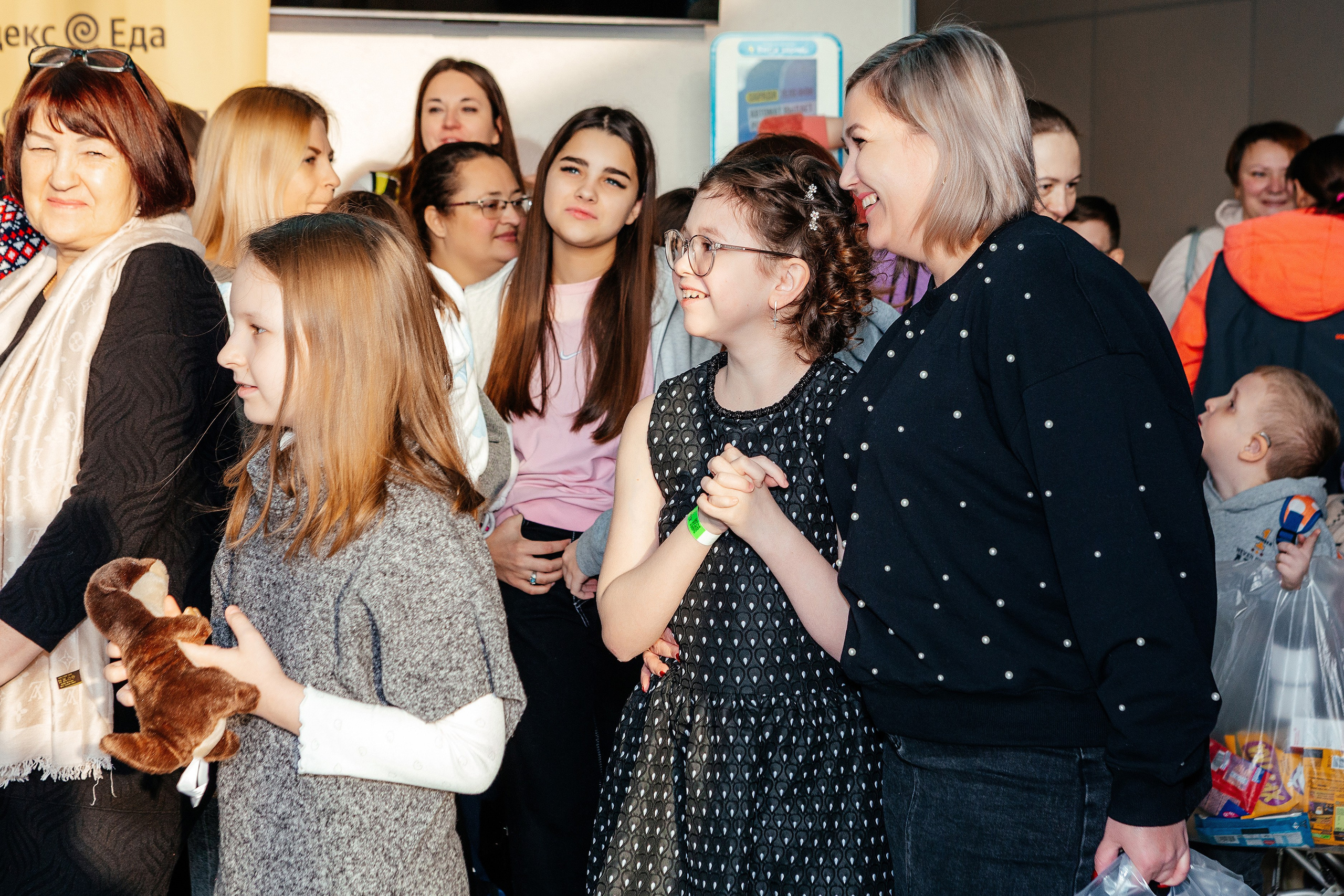 Благотворительный НГ. Фонд Завтра. Контент фотограф, съемка для маркетплейсов, фуд съемка и репортажи в Новосибирске Ралия Галеева