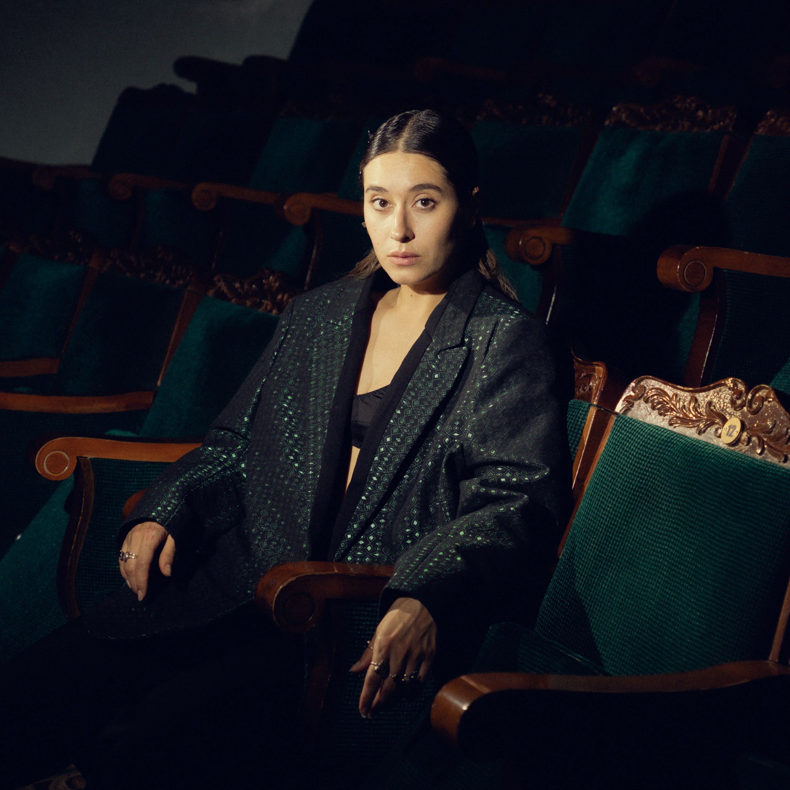 LUSI. TUTSARKIS — Art Director | Stylist | Photographer