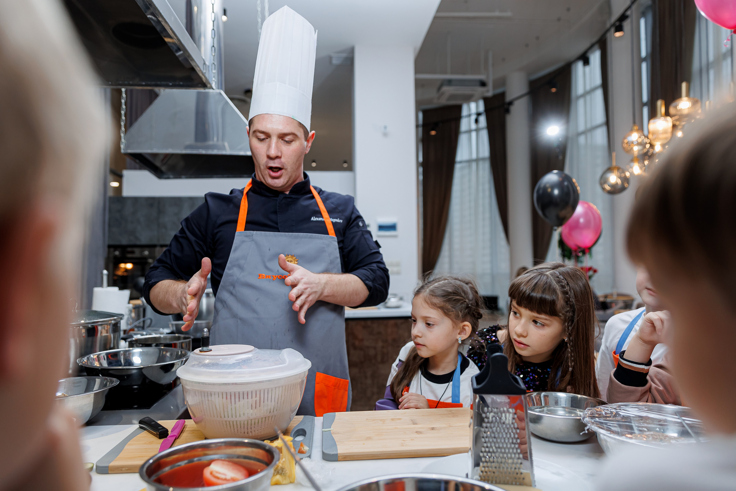 День рождения Насти «Венсдэй во Вкусотеррии». Семейный и детский фотограф Комина Елена, Власиха, Одинцово