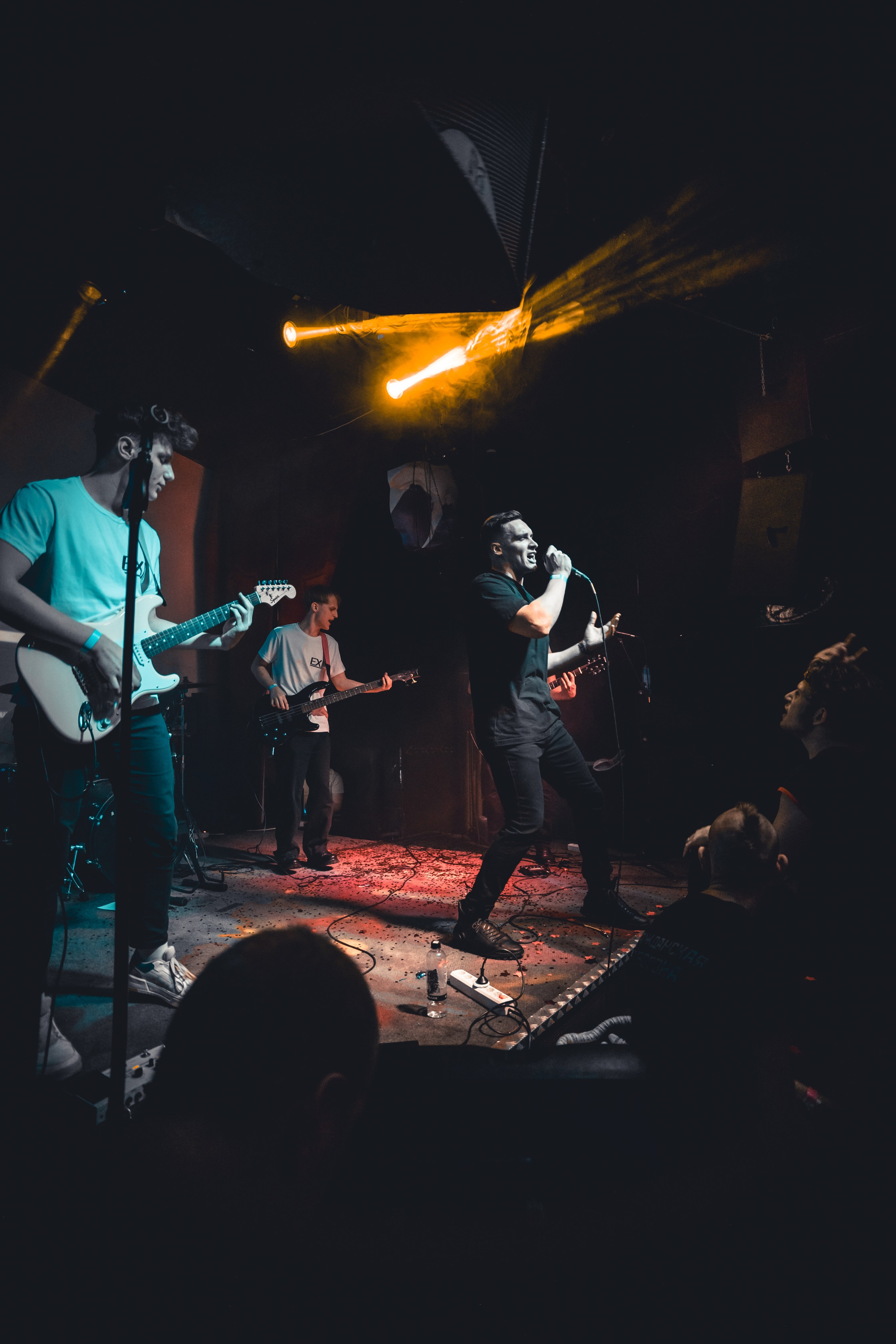 Ex-позиция. Рок-ёлка, клуб-галерея Эрмитаж. 21.12.2024. Фотограф Регина Крикунова г. Красноярск