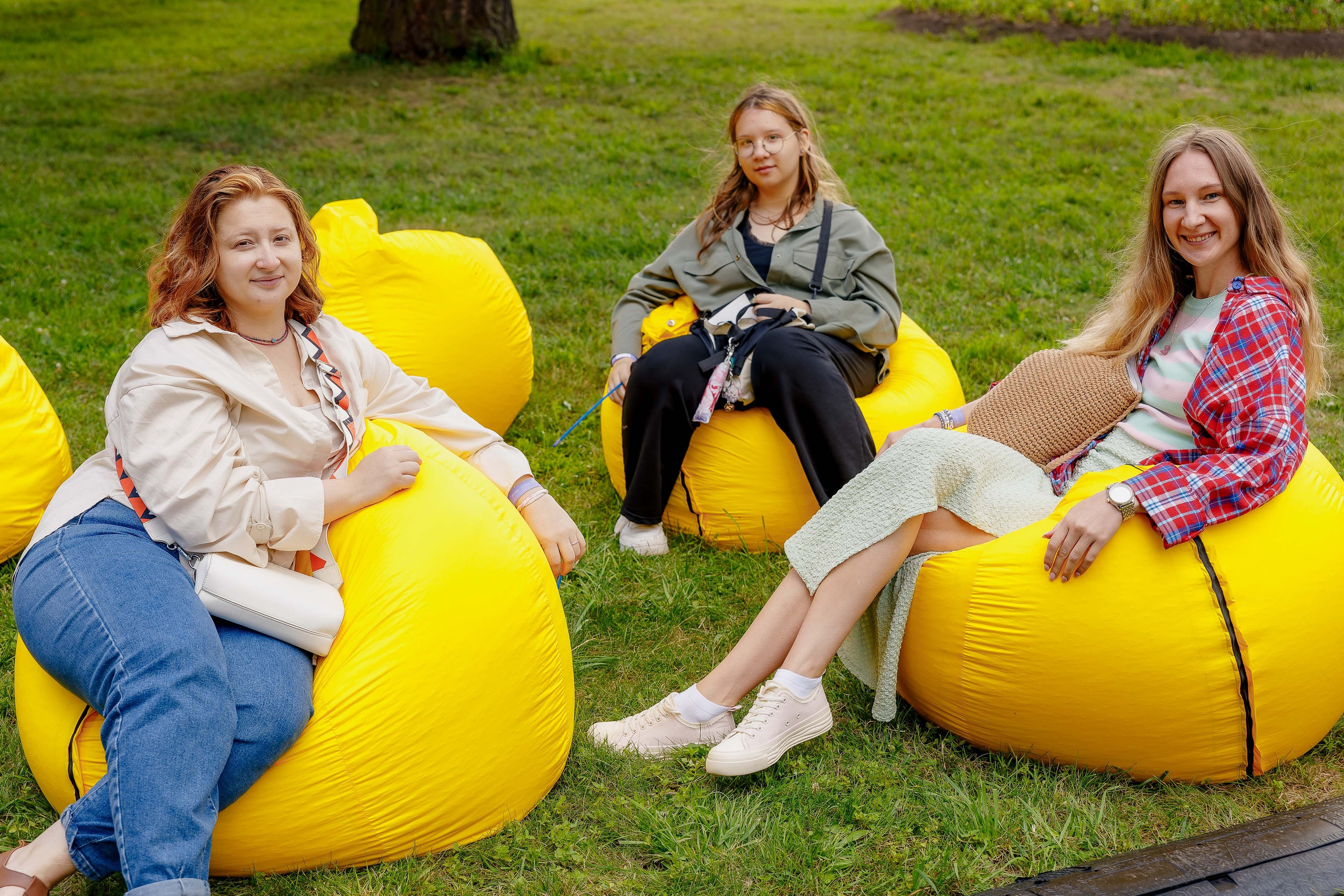 Фоторепортаж: стенд Яндекс Образования на ITMO Family Day 2024. Репортажный фотограф Москва Сергей Мирошников