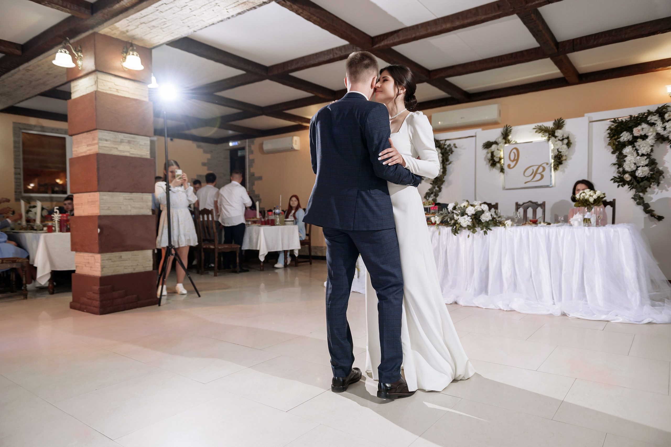 Эдуард и Виктория. Свадебный фотограф Белгород Валуйки Старый Оскол Воронеж