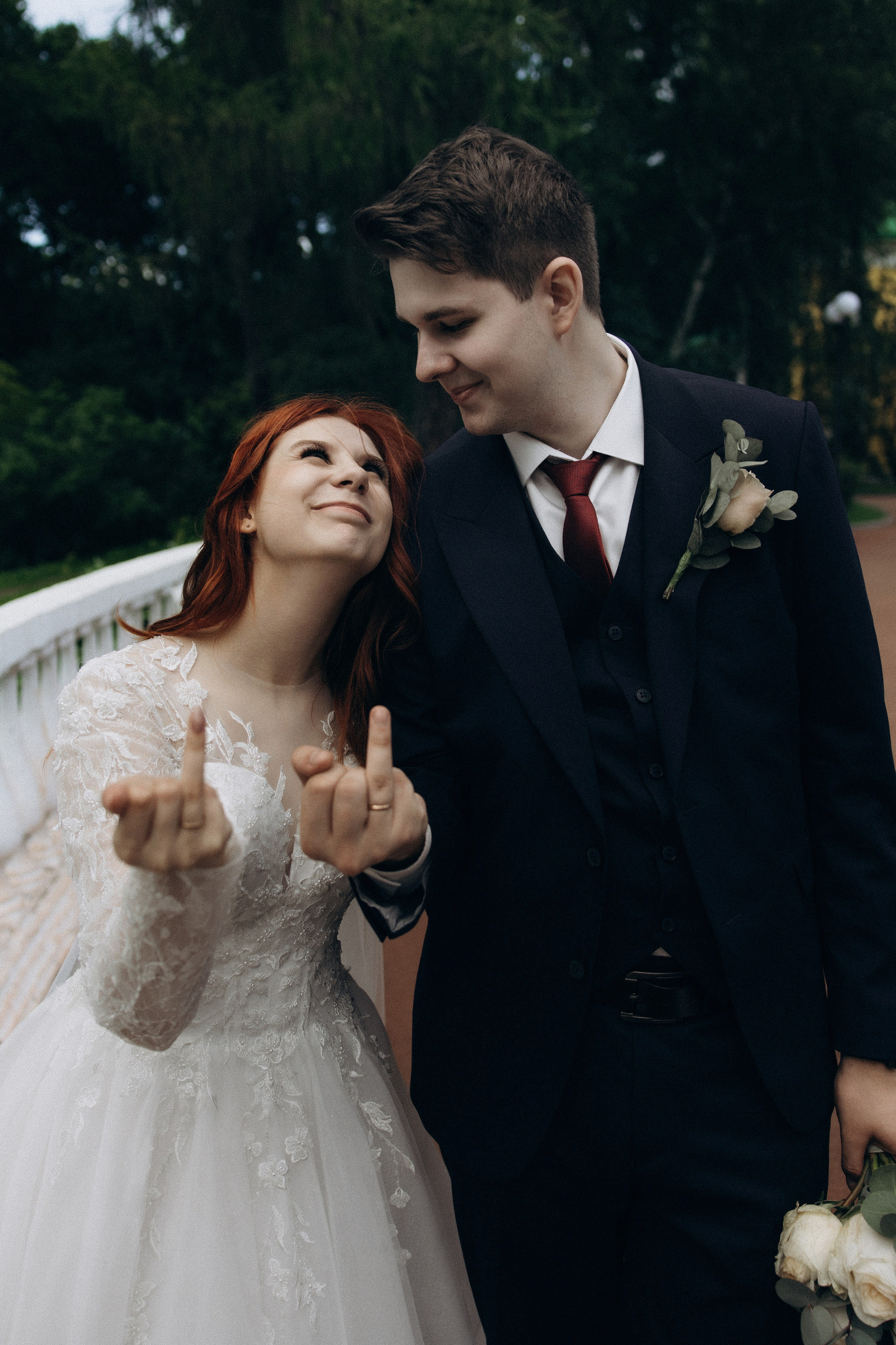 Фотосессия свадьбы Ивана и Александры в парке Горки Ленинские