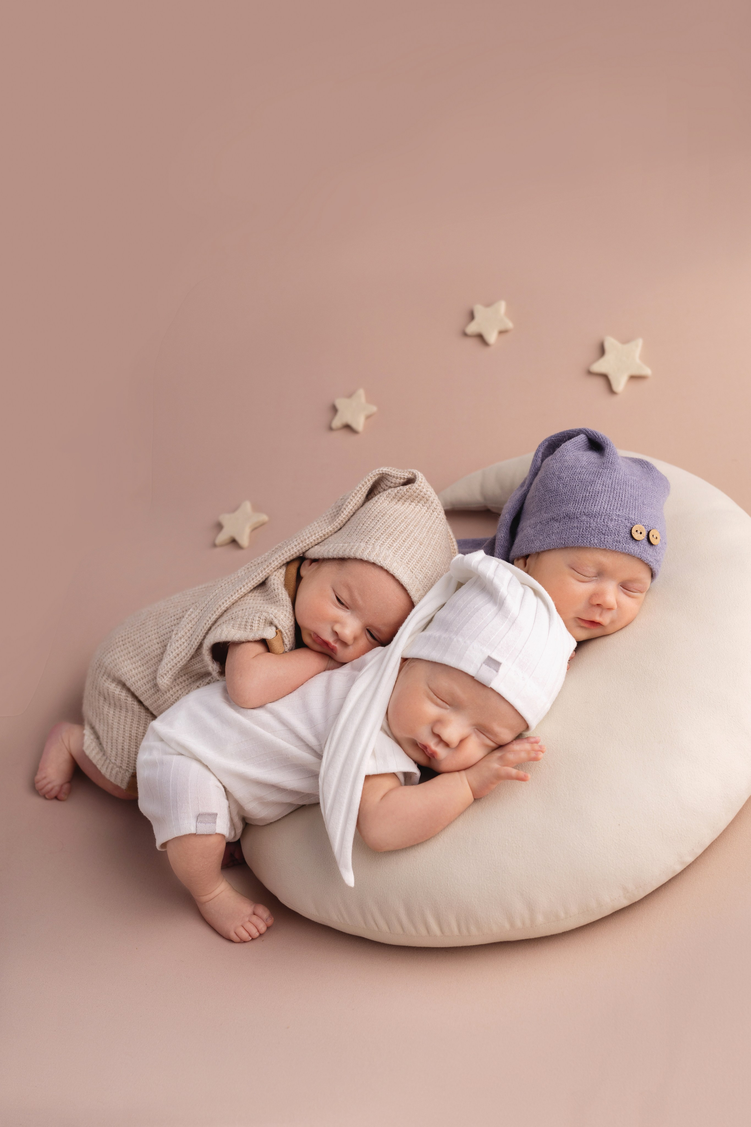 Классическая фотосессия малыша. Фотограф новорожденных малышей в Омске и Омской области Эльвира Камаева