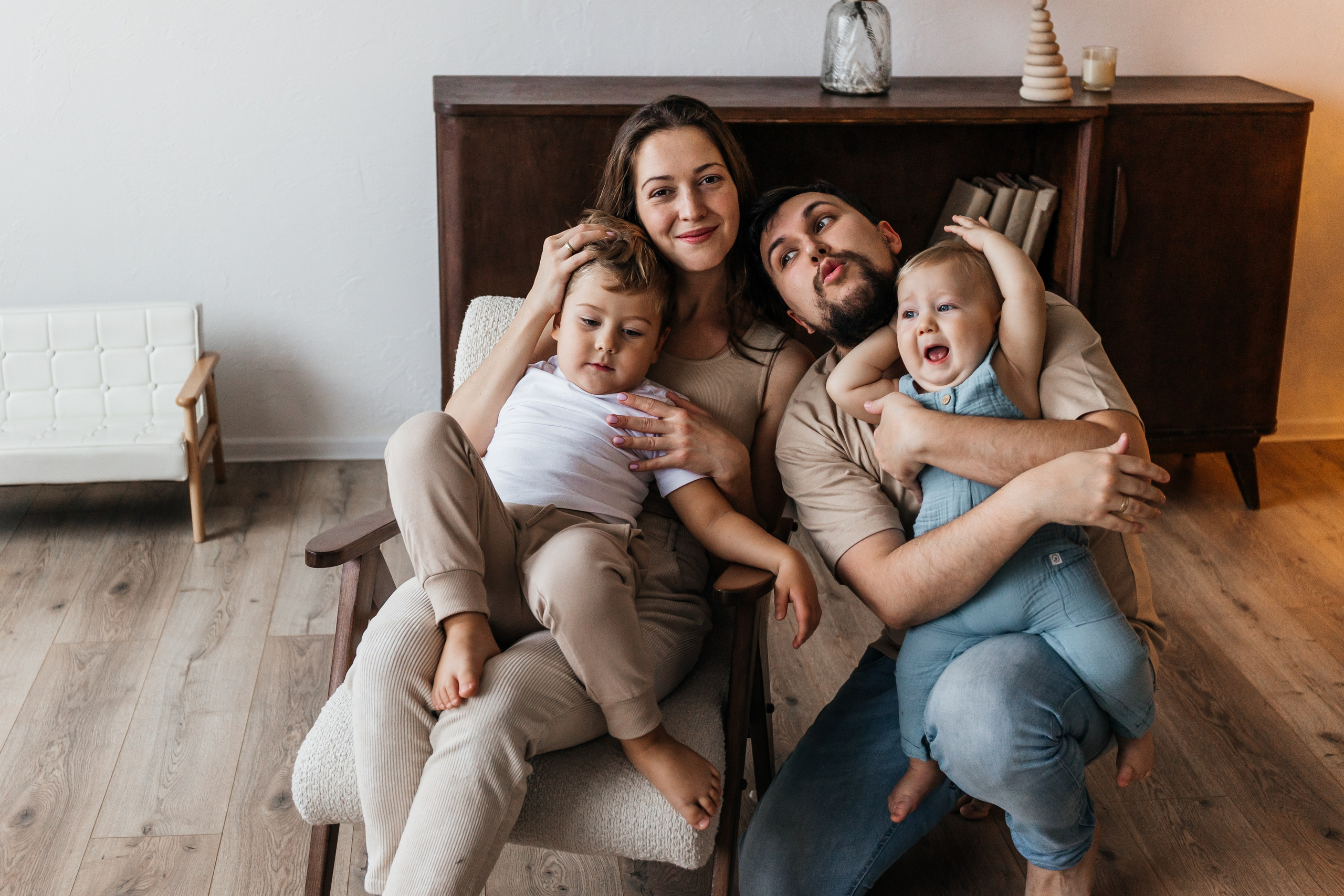 Зина, Дима, Илюша и Марк. Фотограф Харитонова Наталья