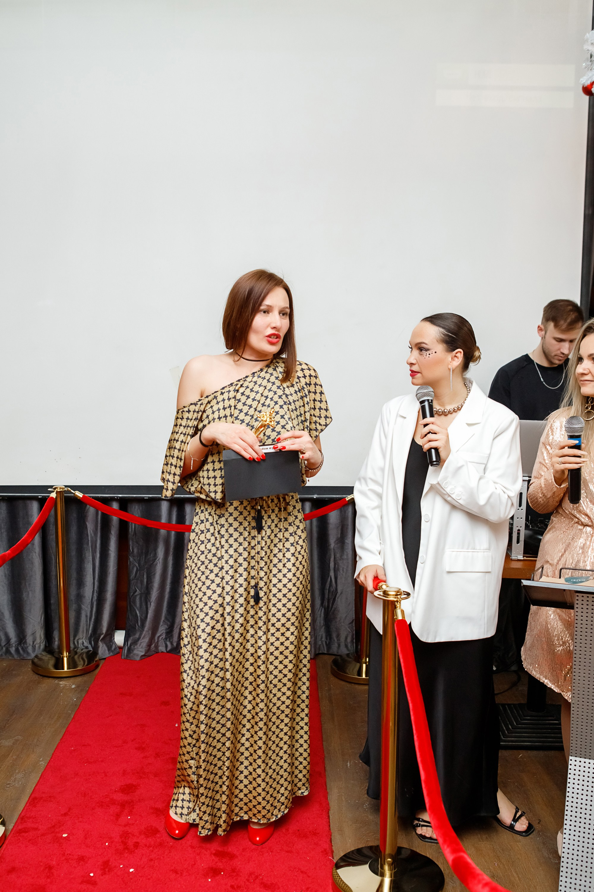 Hit Meet. Репортажный и семейный фотограф в Новосибирске Елена Каменева