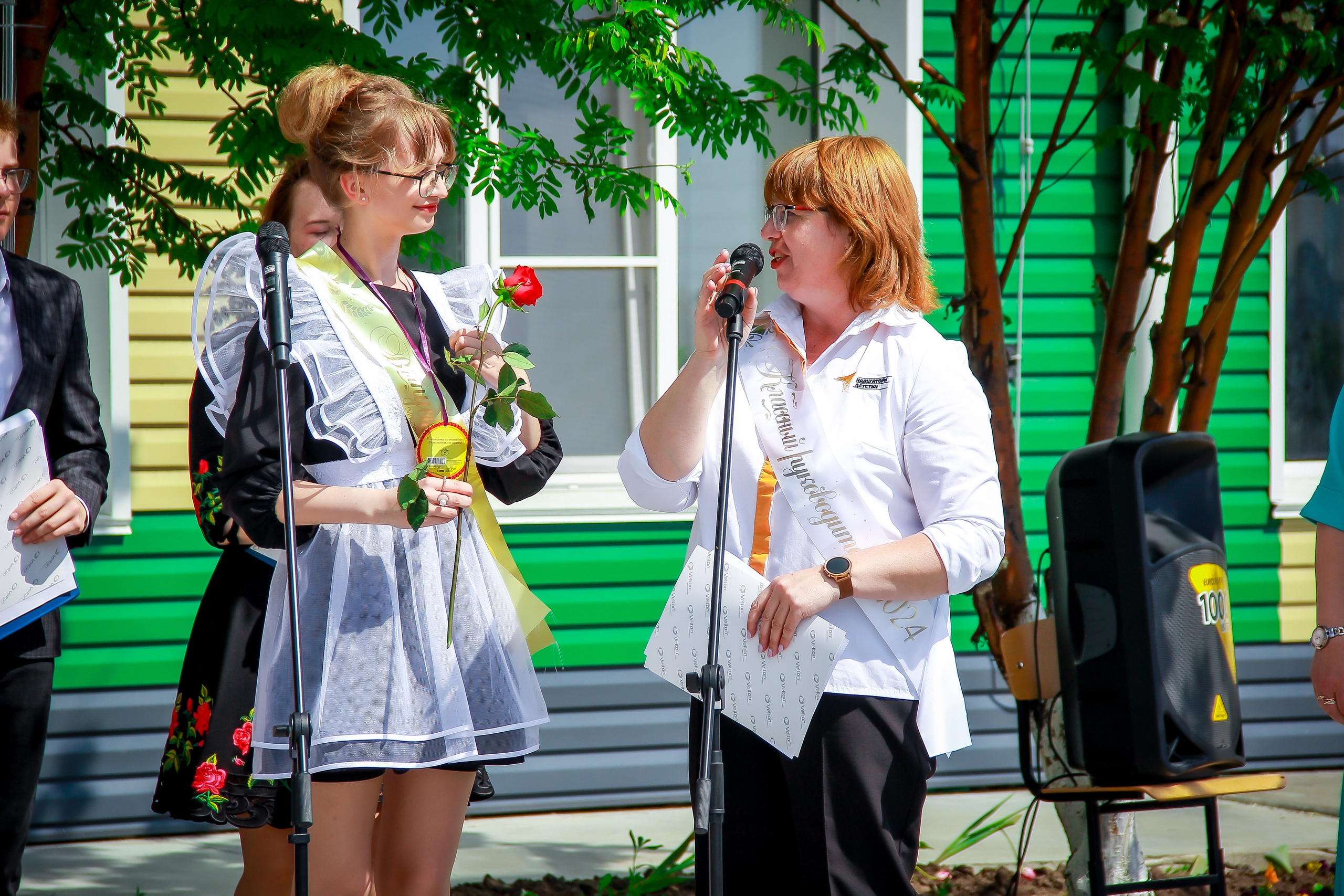 9-11 классы СЪЁМКИ ВЫПУСКНЫХ И ПОСЛЕДНИХ ЗВОНКОВ. Выпускные альбомы для школ и Детских садов в Барнауле /Выпускные/Свадебные/Детские/Семейные и др. виды съёмок /Фотограф Вера Валейко