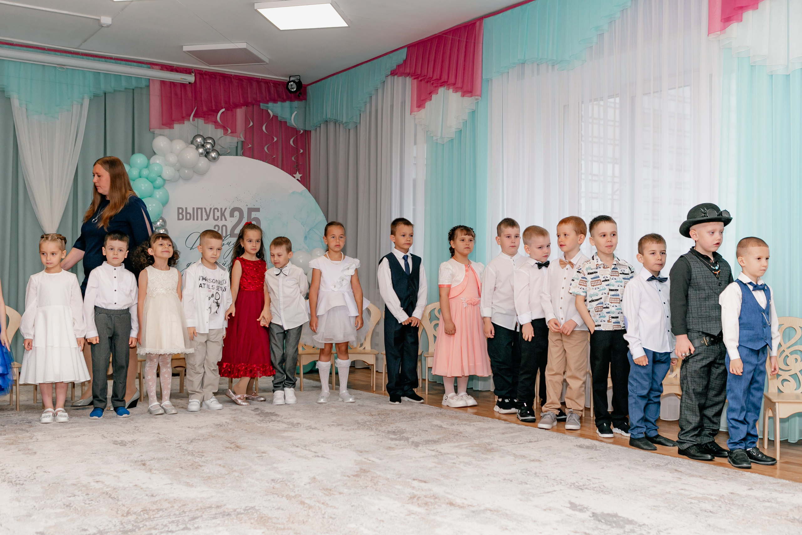 ВЫПУСКНОЙ ДЕТСКИЙ САД. Контент фотограф, съемка для маркетплейсов, фуд съемка и репортажи в Новосибирске Ралия Галеева