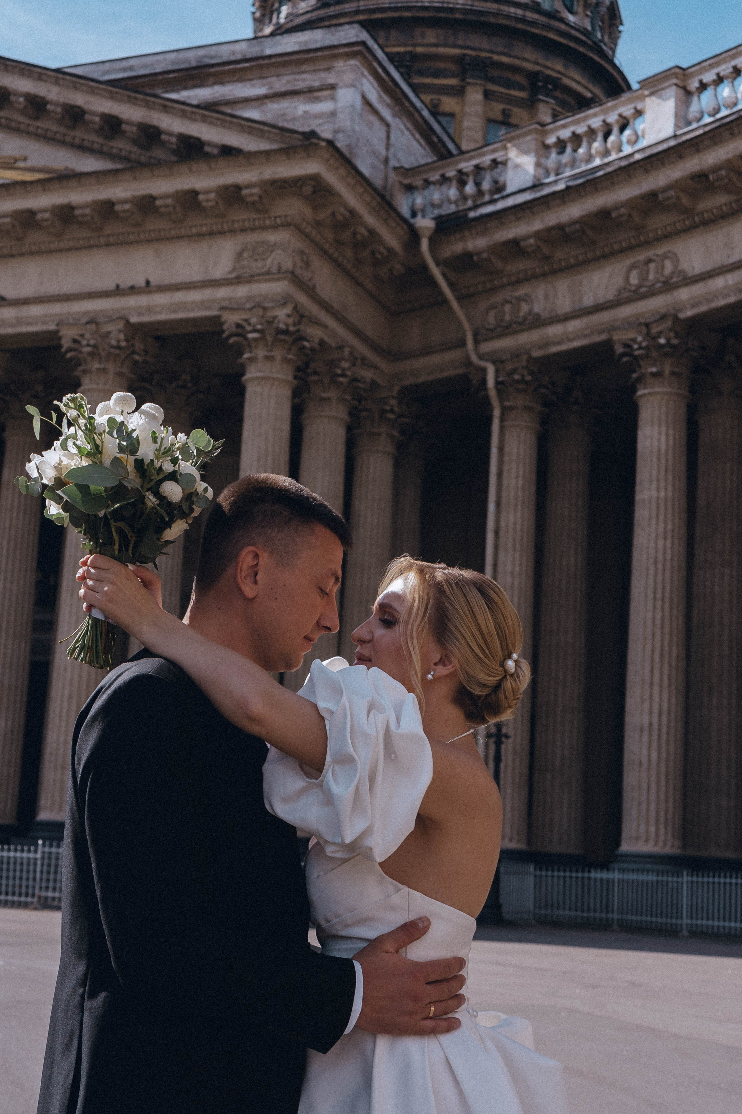 СВАДЕНБНАЯ СЬЕМКА НА КАТЕРЕ ПО КАНАЛАМ САНКТ-ПЕТЕРБУРГА И В АКВАТОРИИ НЕВЫ. Профессиональный фотограф, Санкт-Петербург — Виктория Богомолова