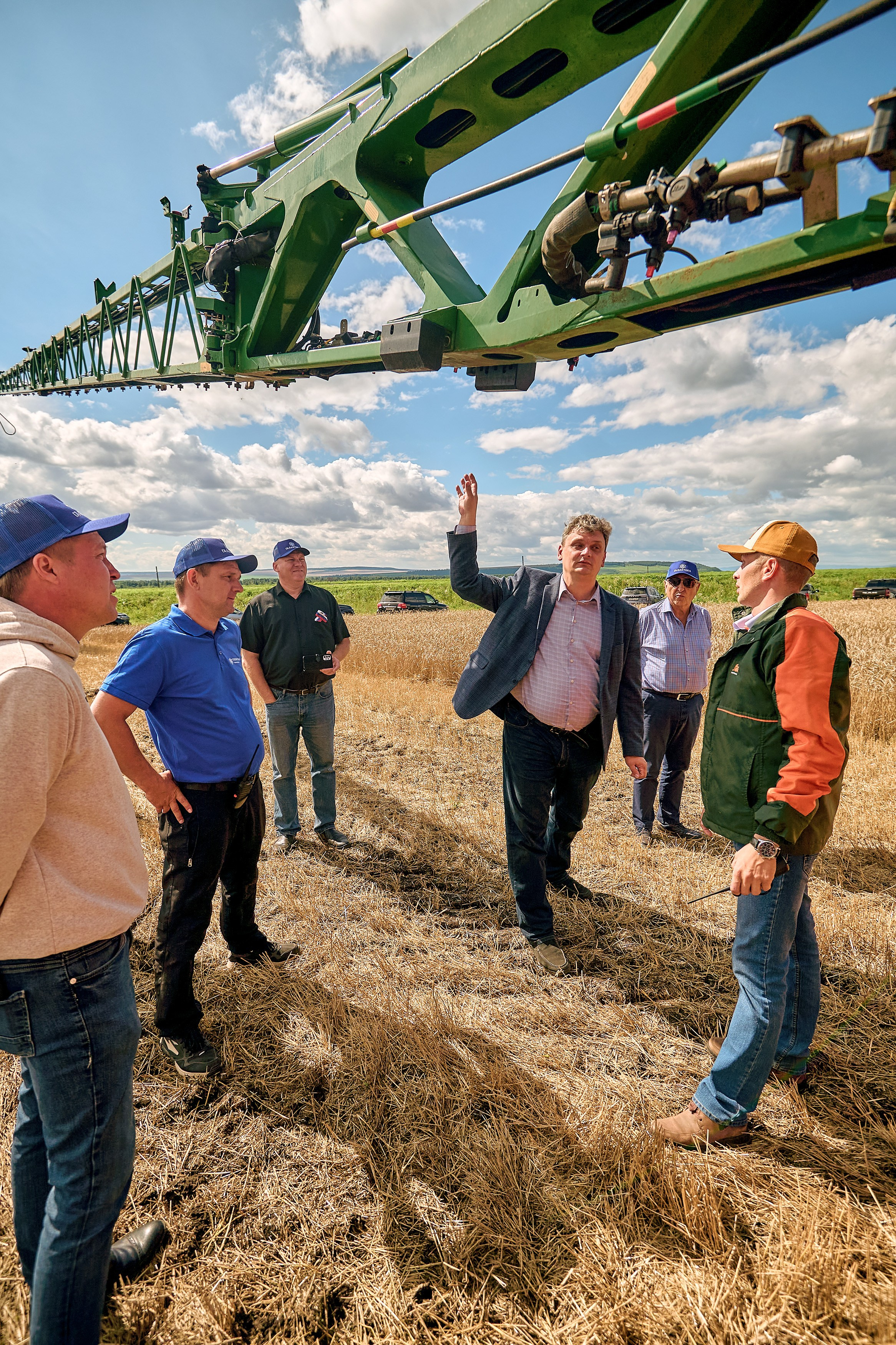 Портфолио репортажной фотосъёмки: сельхозтехника "Галактика". Фотограф Яковлев Роман — Красноярск