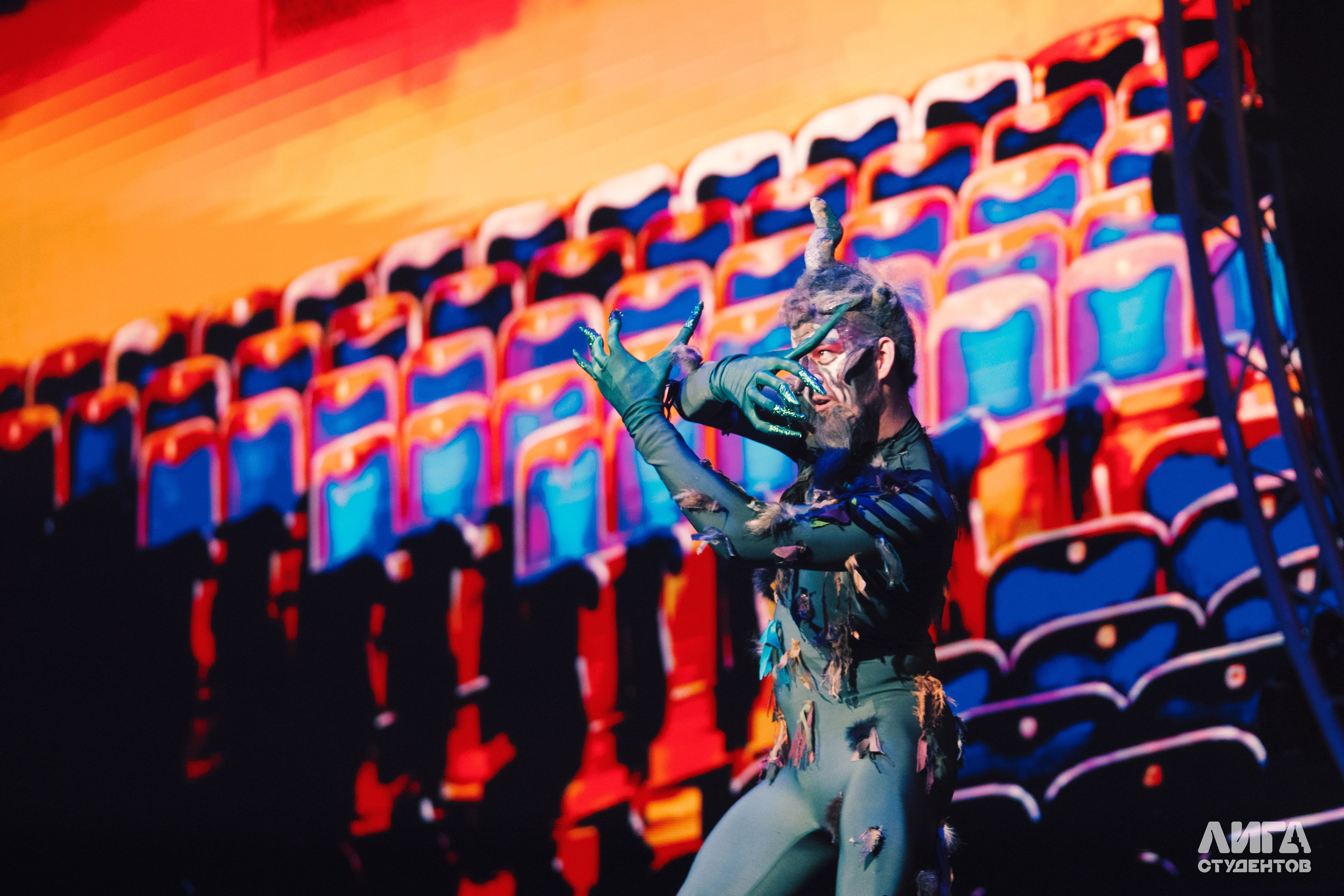 Российская Студенческая Весна 2025. Портретный фотограф в Казани Радомир Заздравных