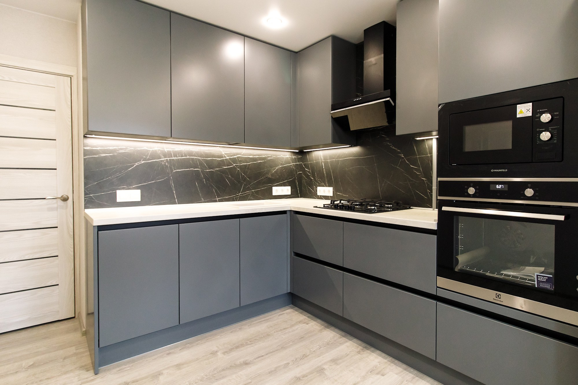 Черняховского 32. Свадебный фотограф и видеосъемка в Витебске Андрей Райков