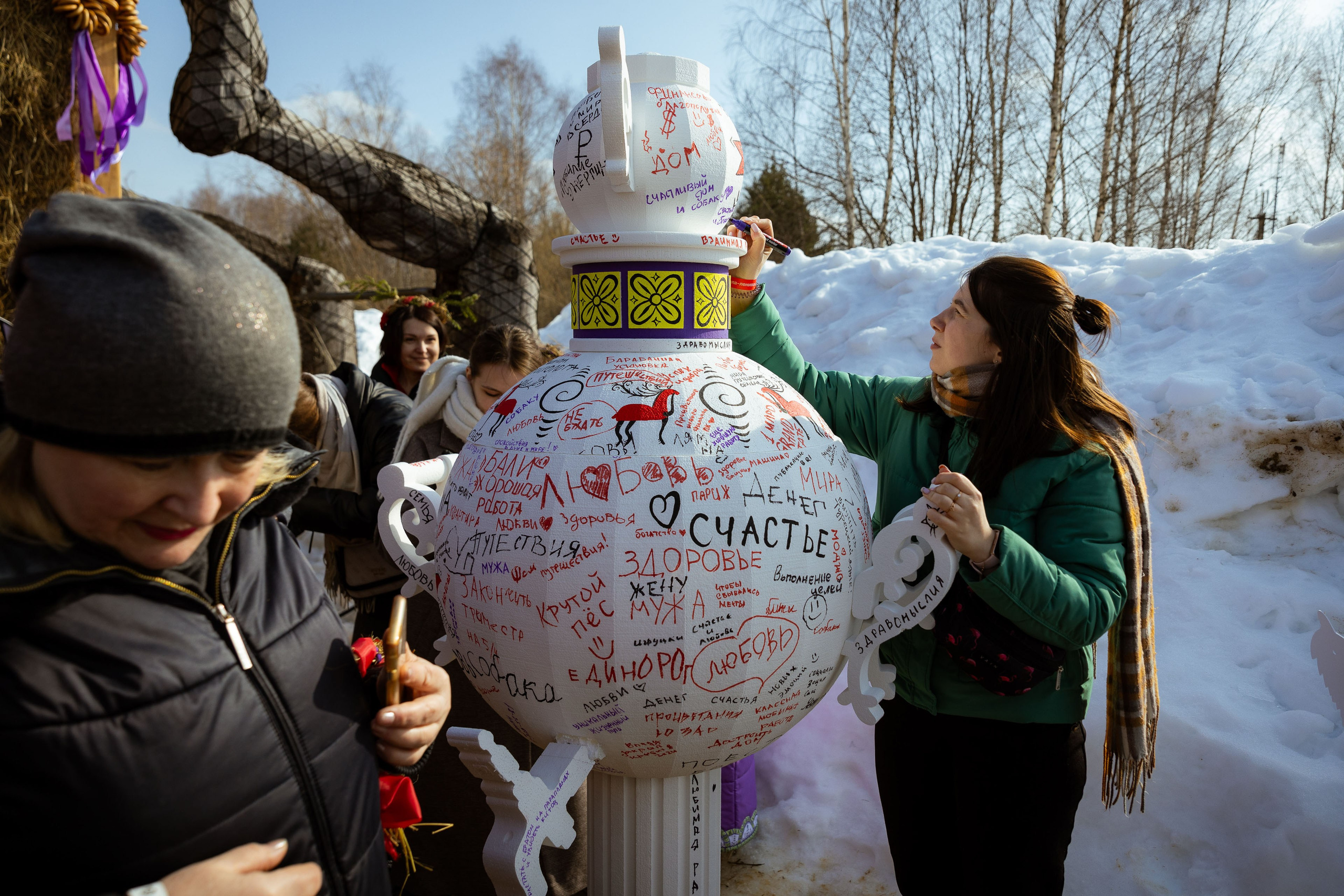 Масленица в Никола-Ленивце, весна 2024 г. Фотограф Виноградов Константин