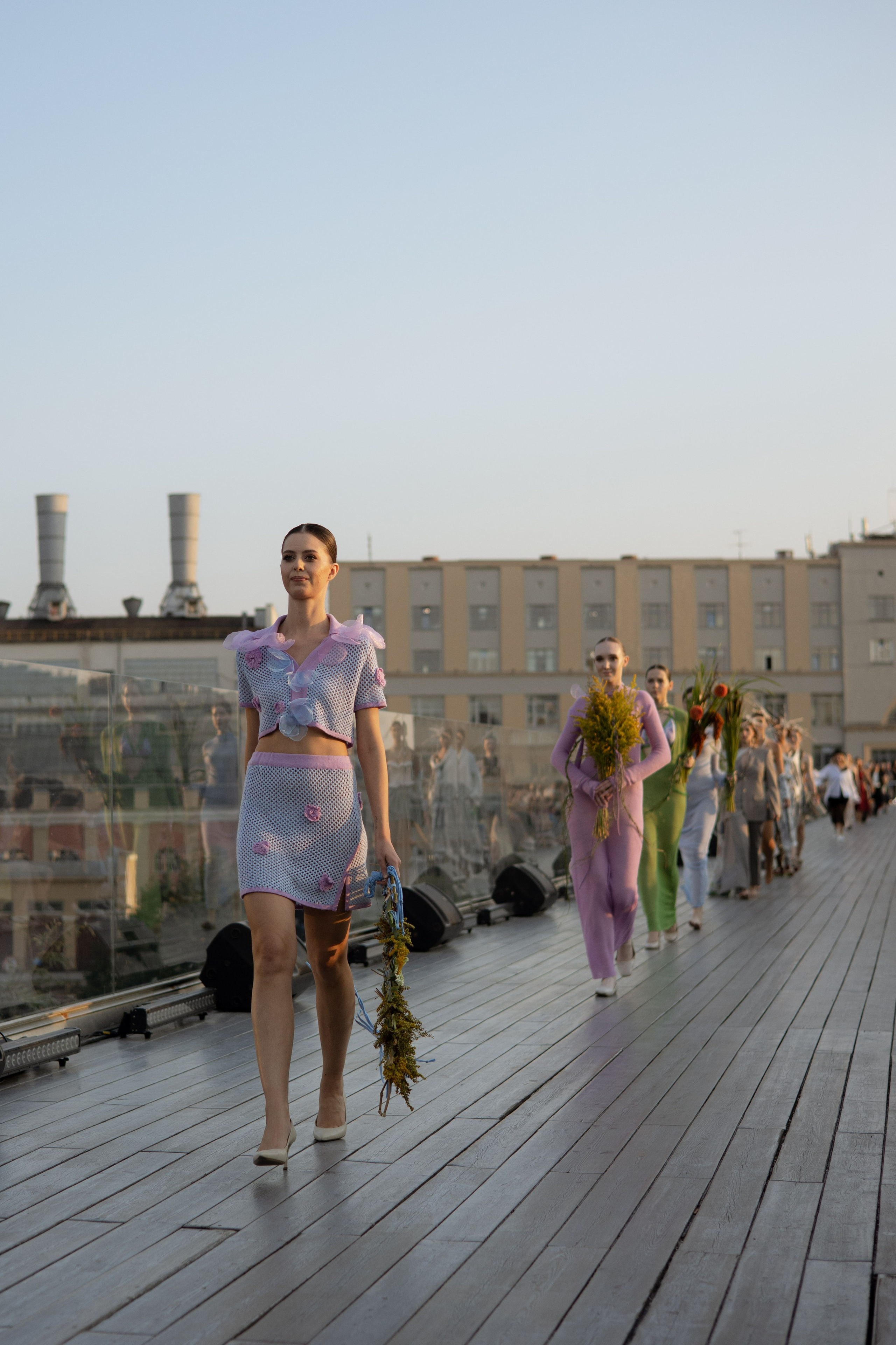 Модный показ. Парящий мост. Оформление свадеб, декор свадеб Вера Маркова, Москва