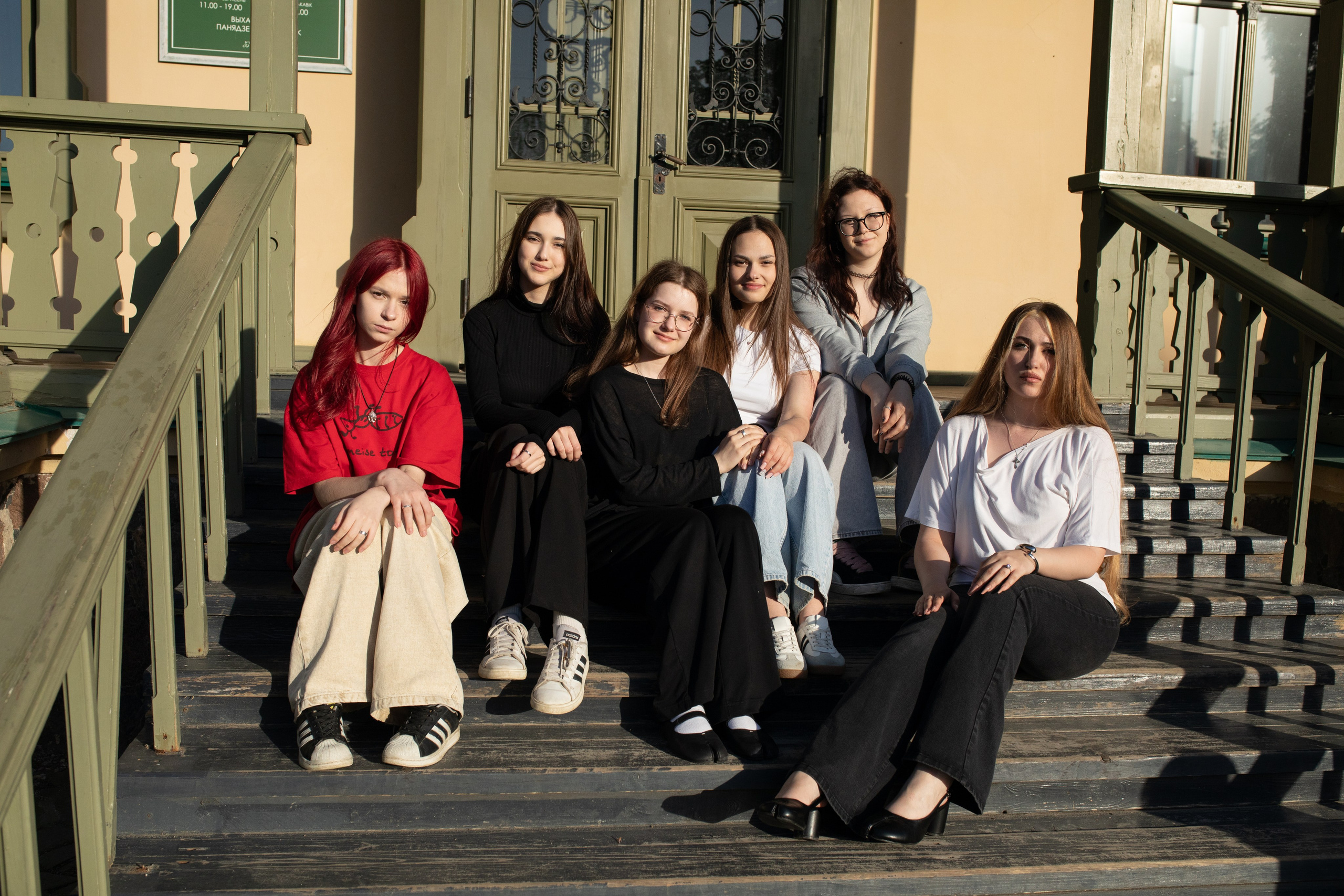 19/05/26 Лошицкий. Выпускные альбомы Cardsi