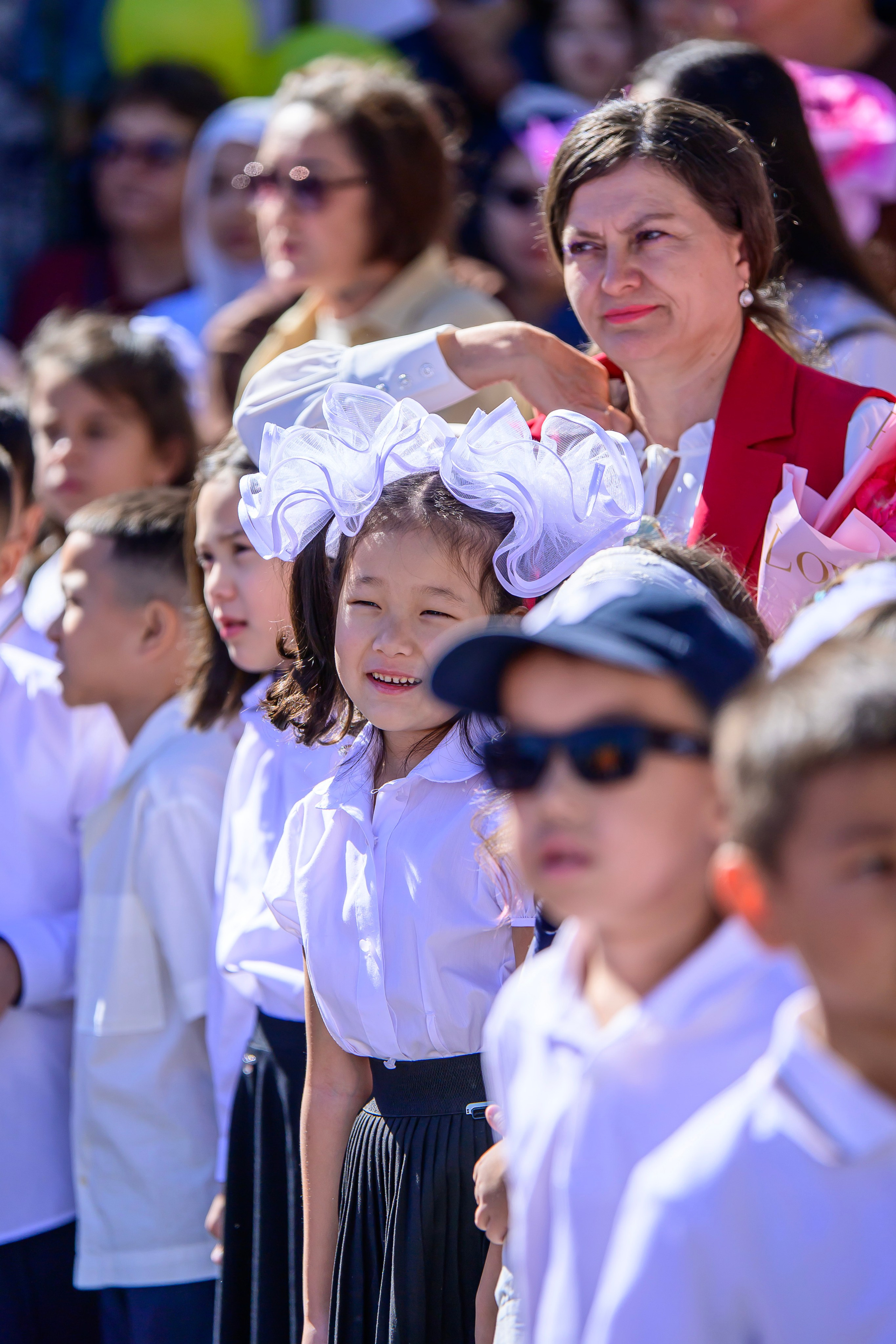 Фотосъемка мероприятия  1 Сентября в Abay International Shool. Фотограф в Алматы Егор Поленов