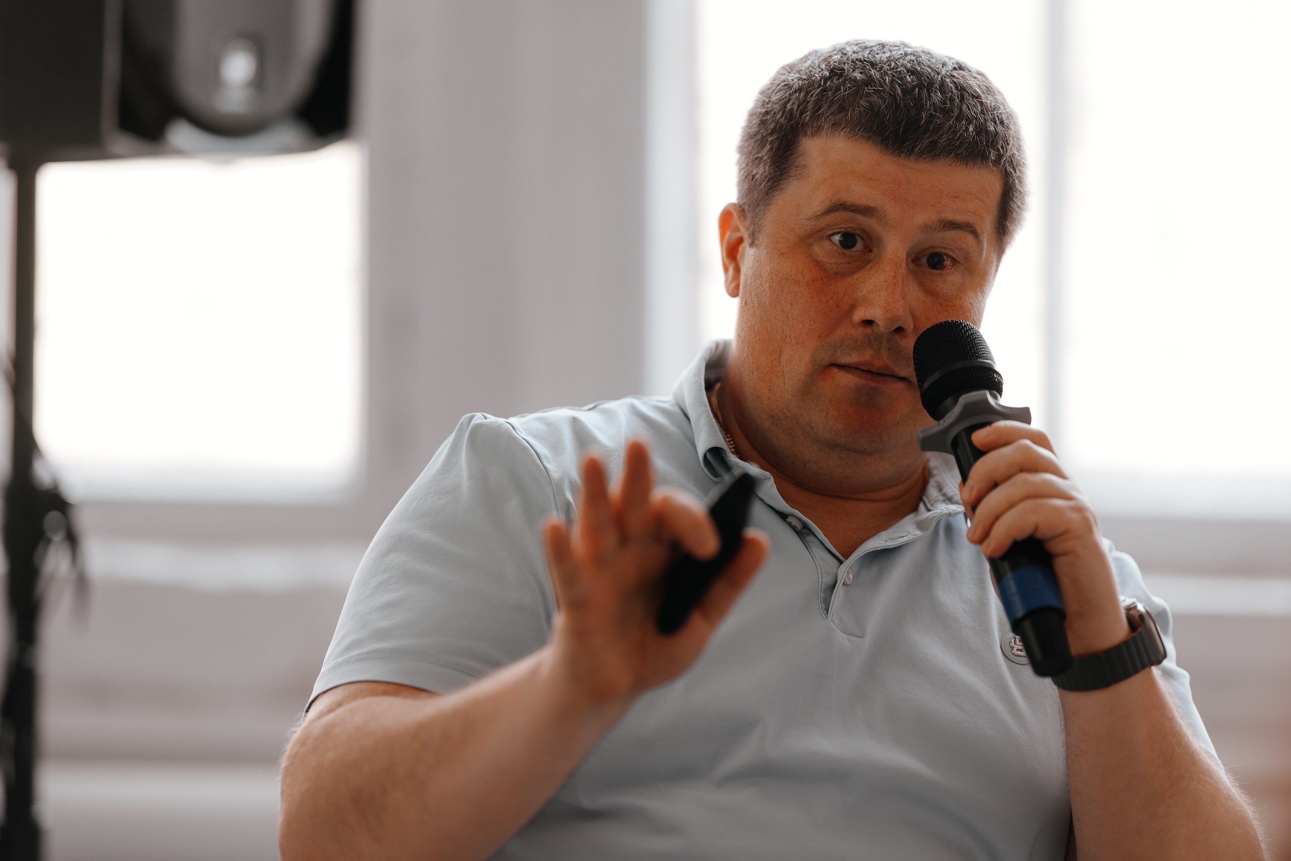 20.05.2026 | Бизнес клуб Интера. «Фотостудия как бизнес: анализ и перспективы». Директор LCM Consulting Эдуард Тишко. Фотограф Роман Рудаков