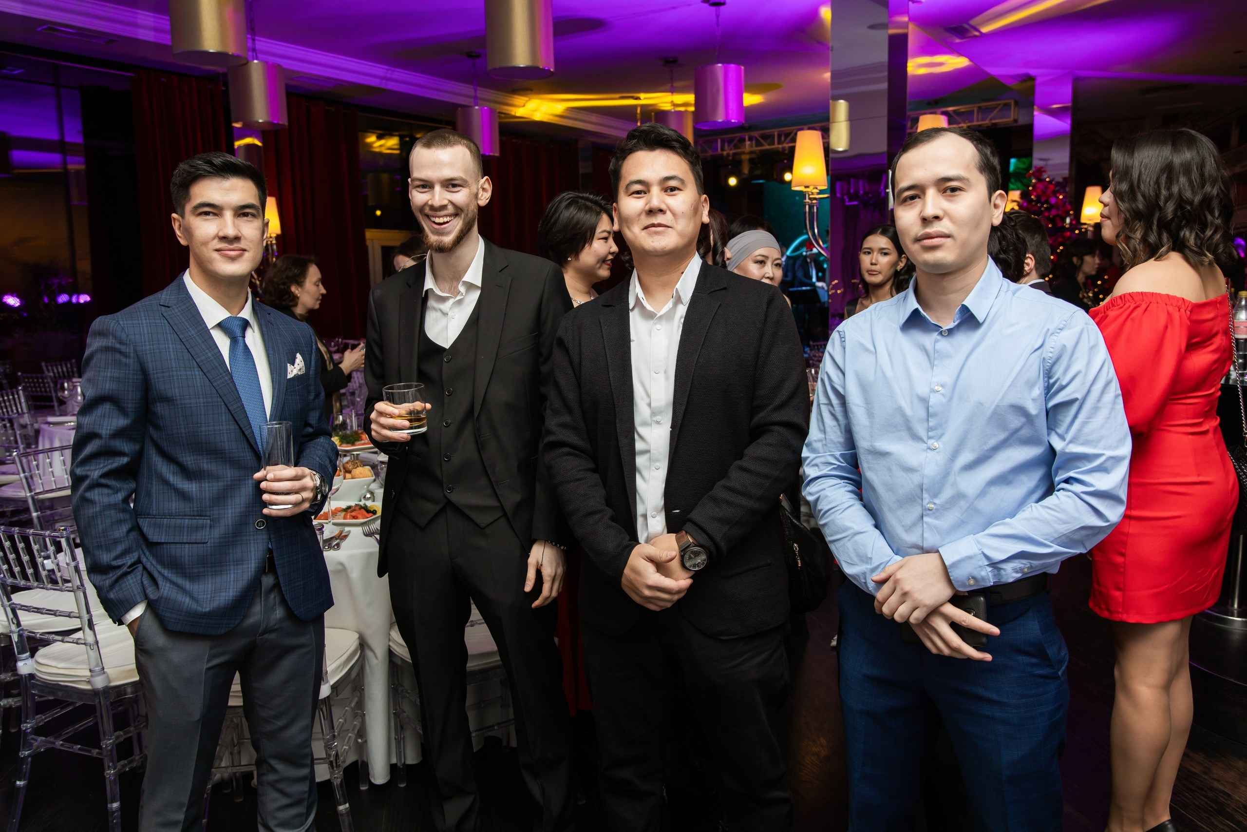 Корпоратив. Свадебный и студийный фотограф в Алматы Ильяс Кырбаев