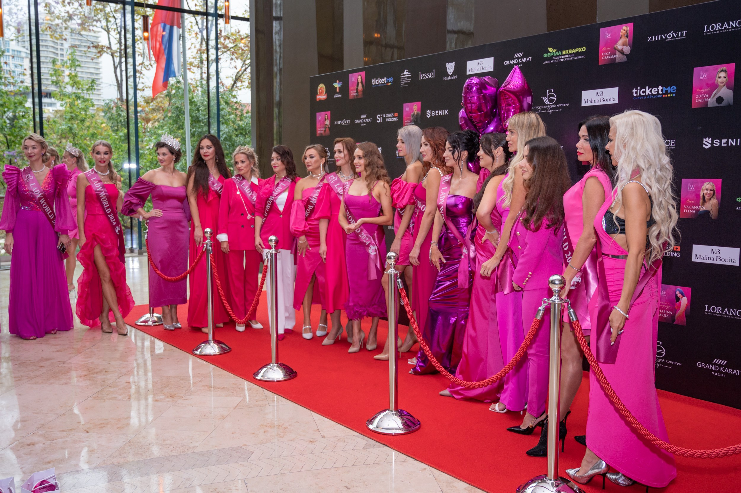 Церемония открытия Конкурса красоты «LADY WORLD» 2024. Фотографирую счастливых людей в Сочи