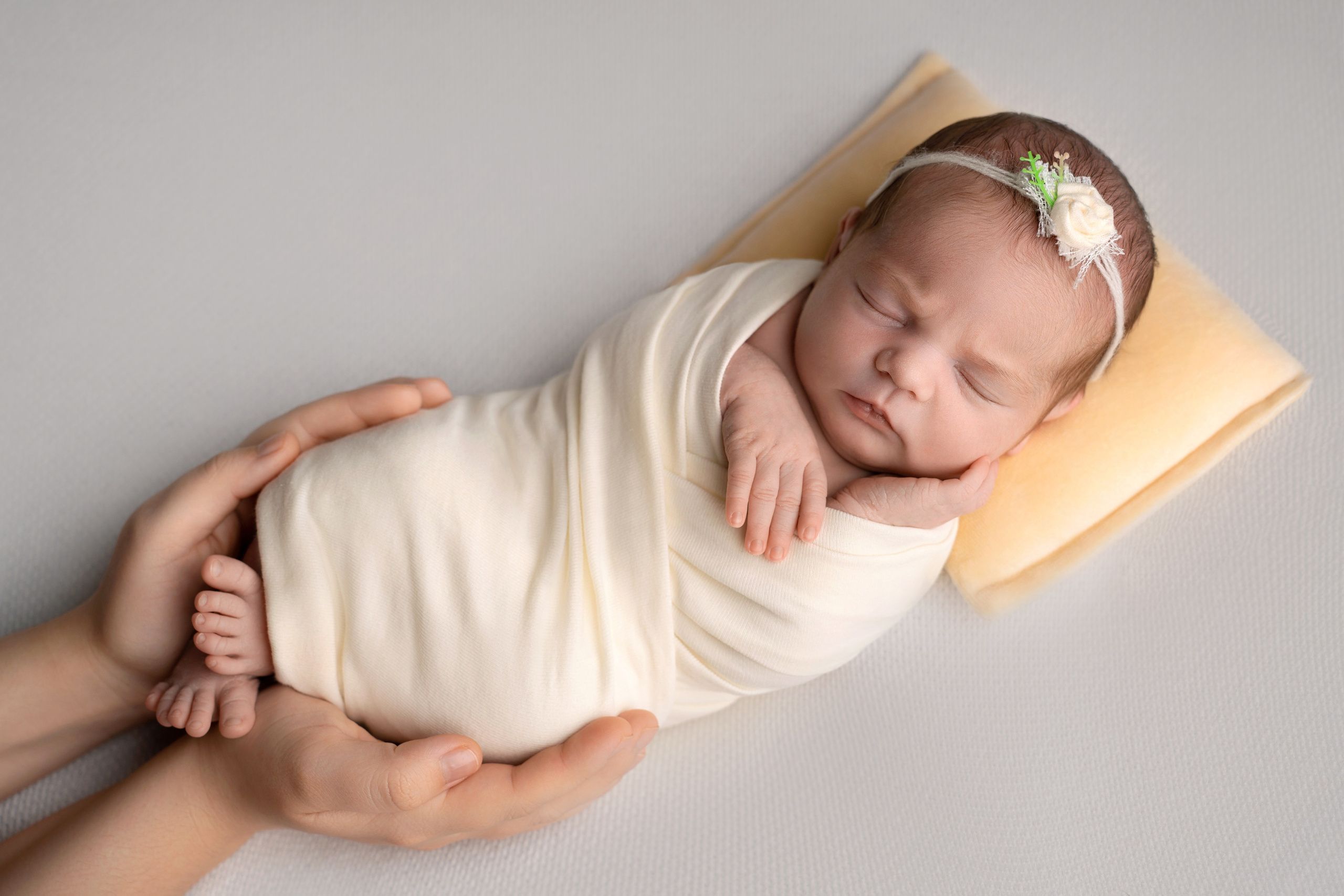 Ньюборн. Фотограф новорожденных Оренбург и свадебный фотограф Оренбург